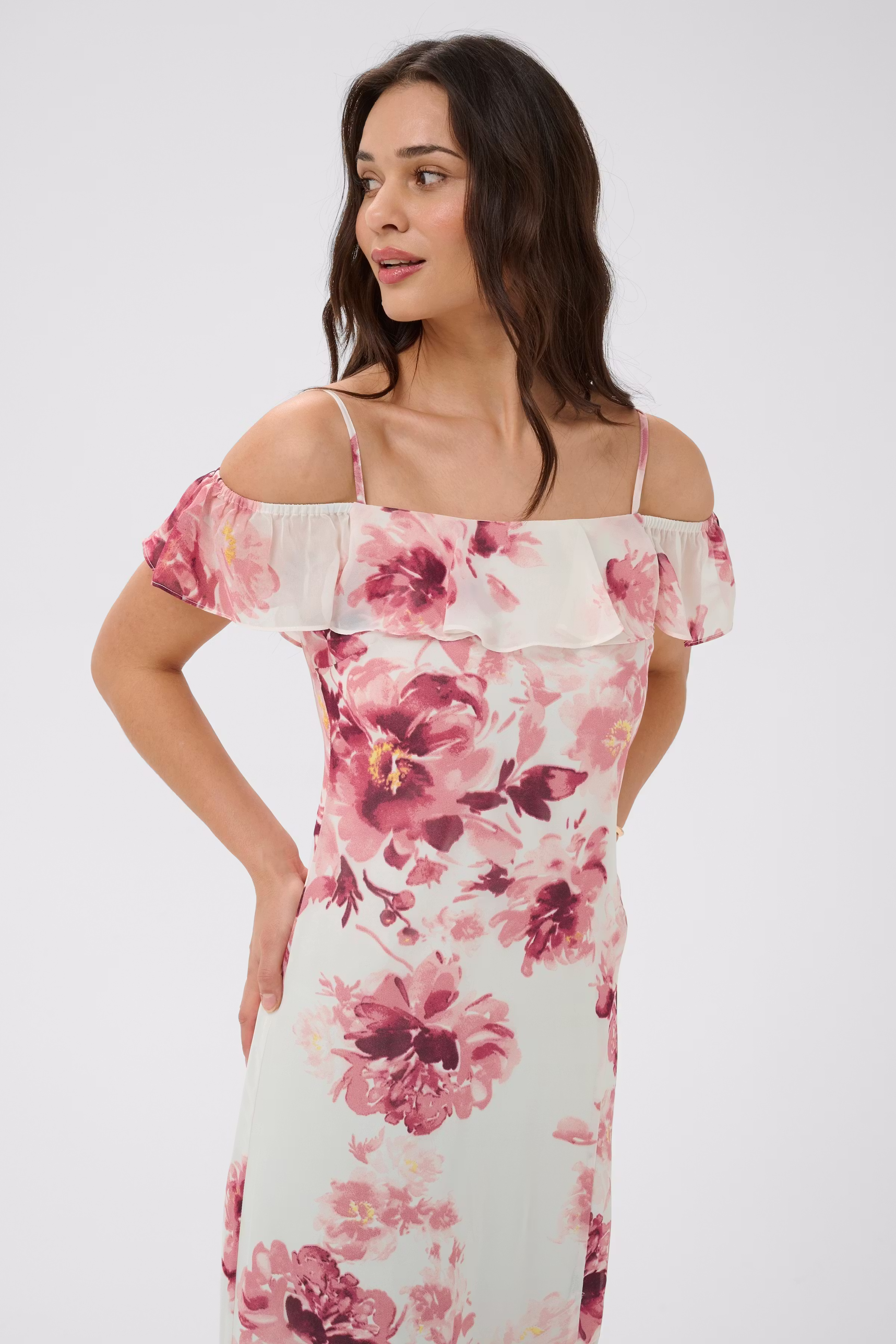 KAlorinda Dress LOOKBOOK DETAIL 10512175-109835