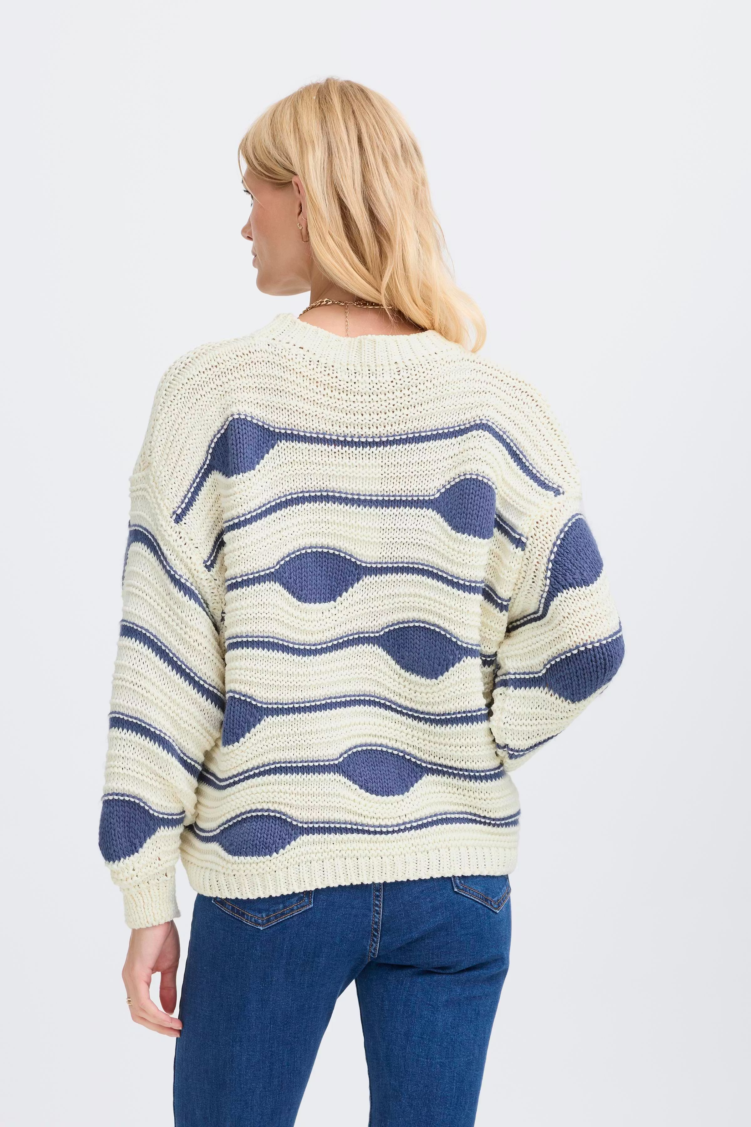 SBCOTONA Pullover LOOKBOOK BACK 22101071-173912