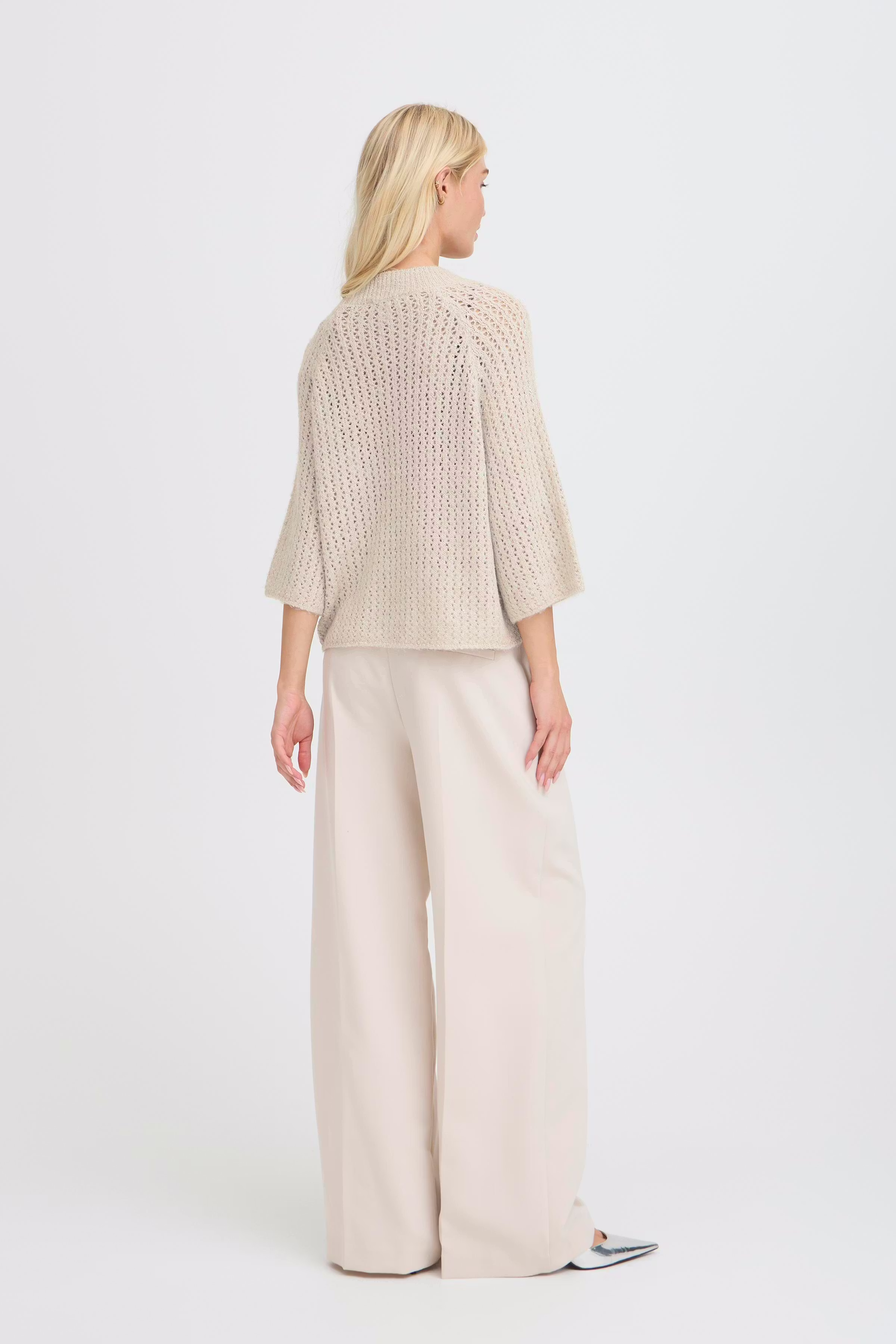 BYOLIVA Pullover LOOKBOOK BACK 20818268-130401