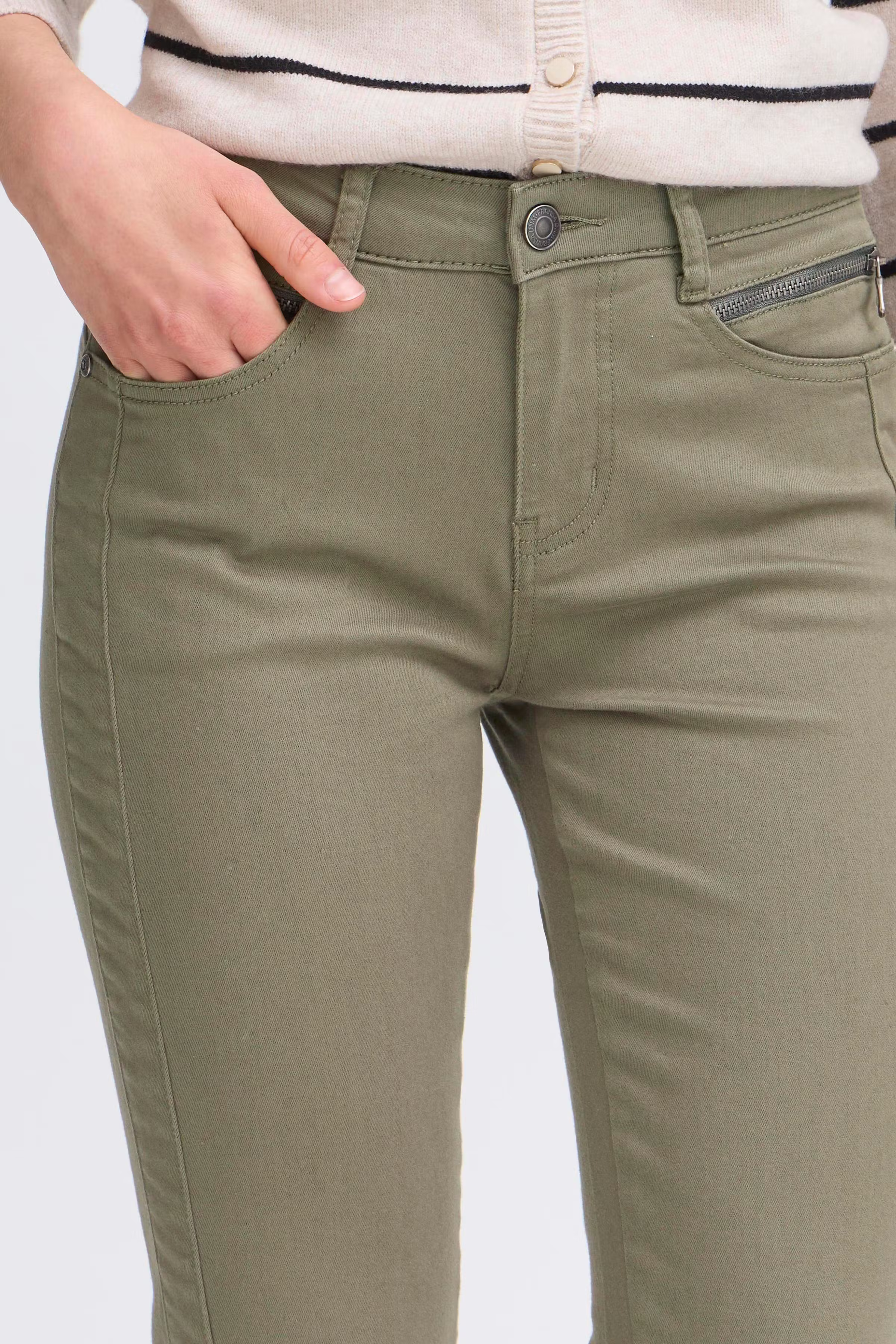 FRLOMAX Trousers LOOKBOOK DETAIL 20612380-180515