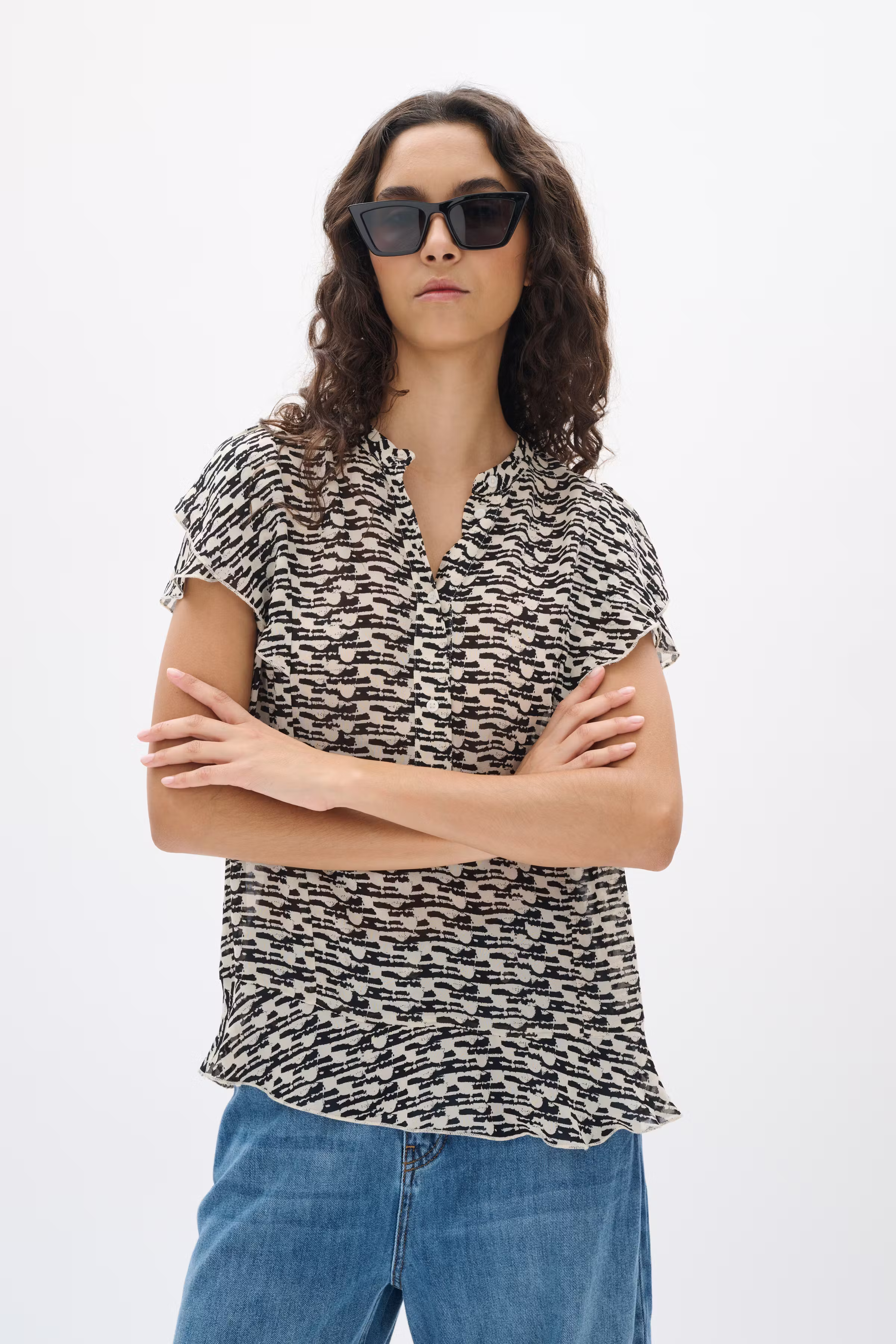 CessieIW Blus LOOKBOOK FRONT 30110250-303575