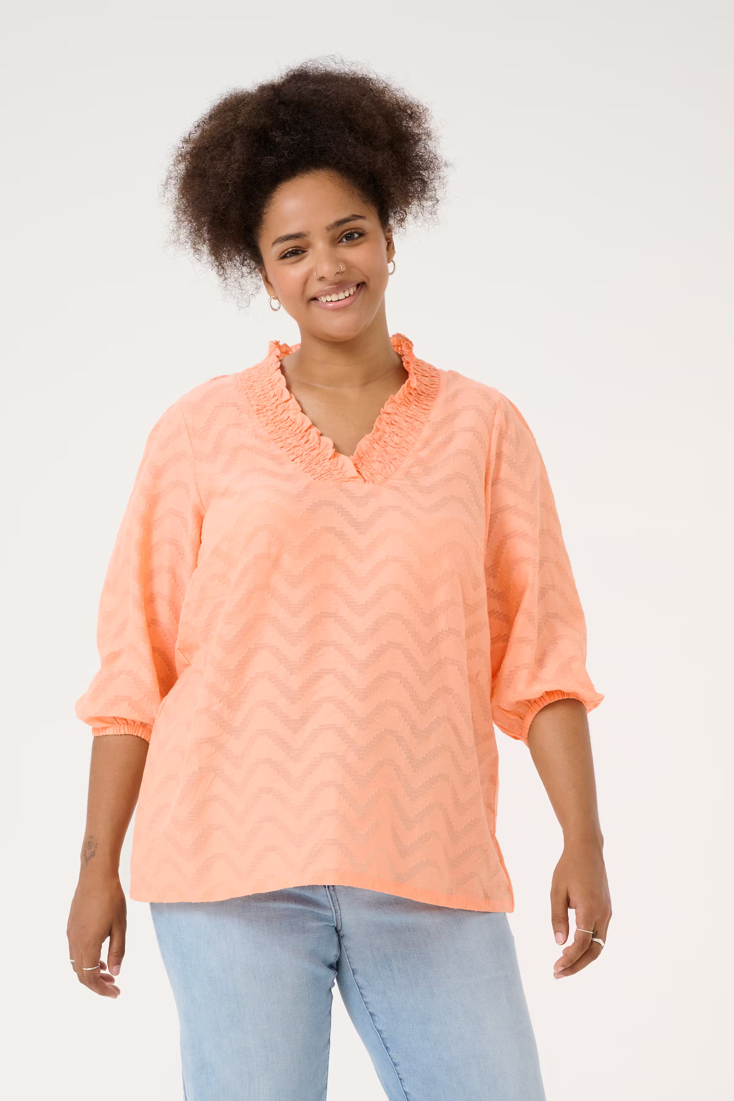KCvitana Blouse LOOKBOOK FRONT 10583036-141228