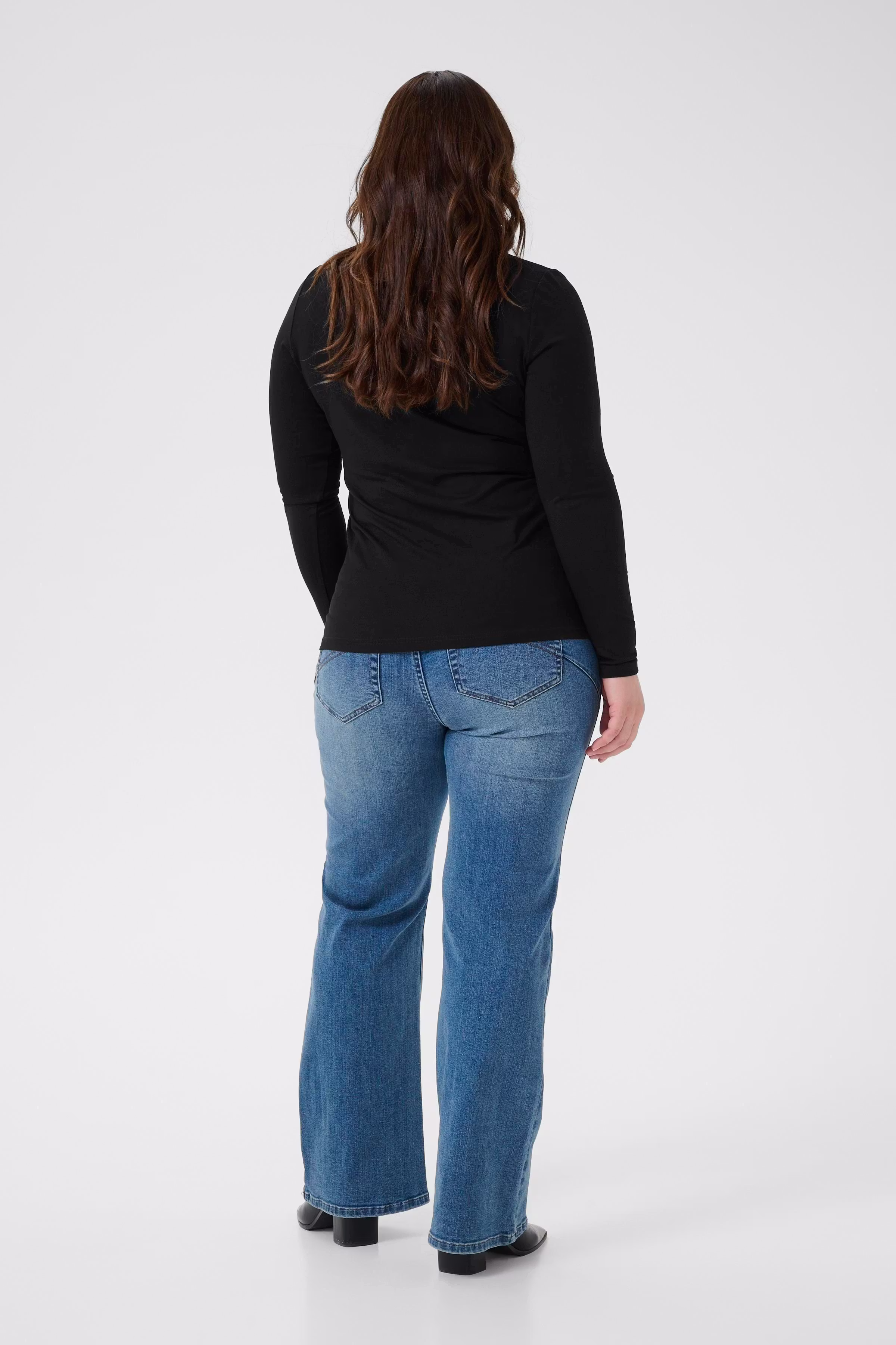 KCmary T-shirt LOOKBOOK BACK 10583894-100121