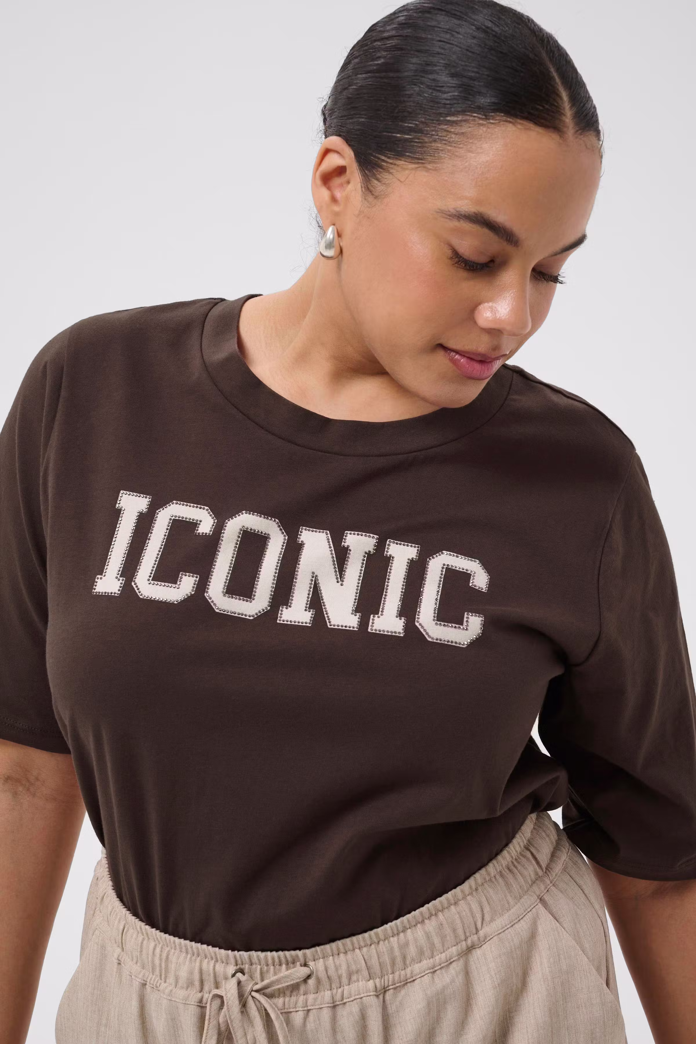 KCalma T-shirt LOOKBOOK DETAIL 10584242-190915