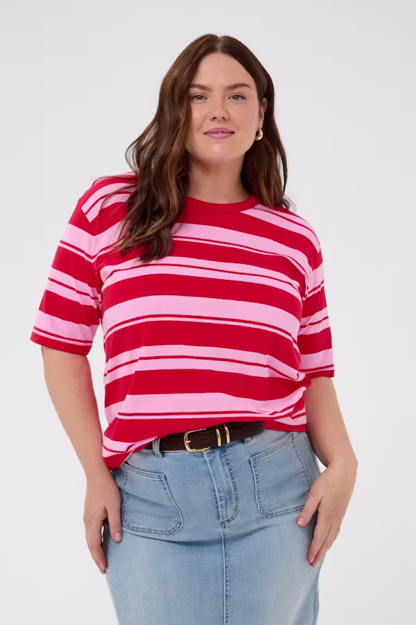 KCwinni T-shirt LOOKBOOK FRONT 10584224-109618