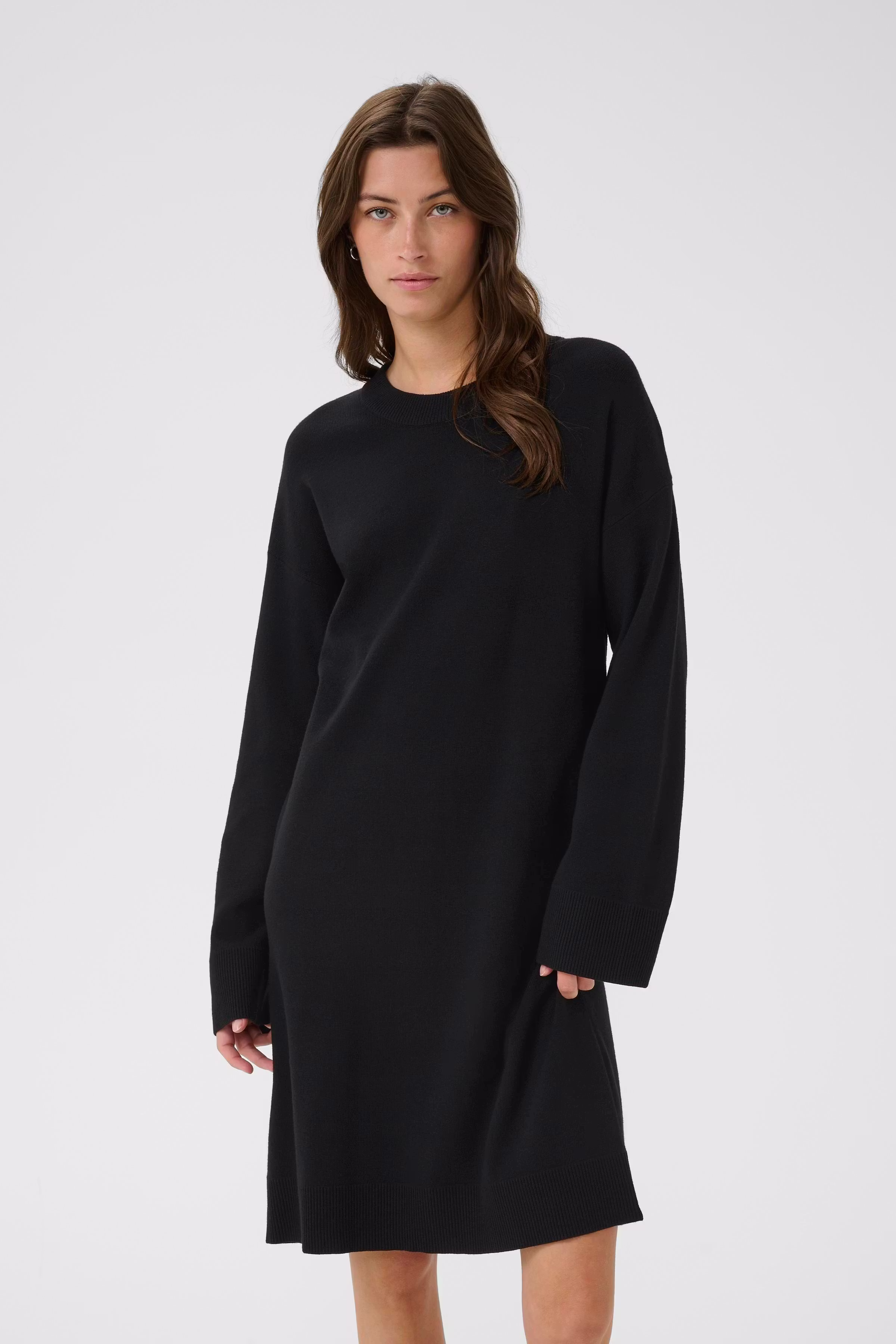 SangaPW Dress LOOKBOOK FRONT 30310089-194008