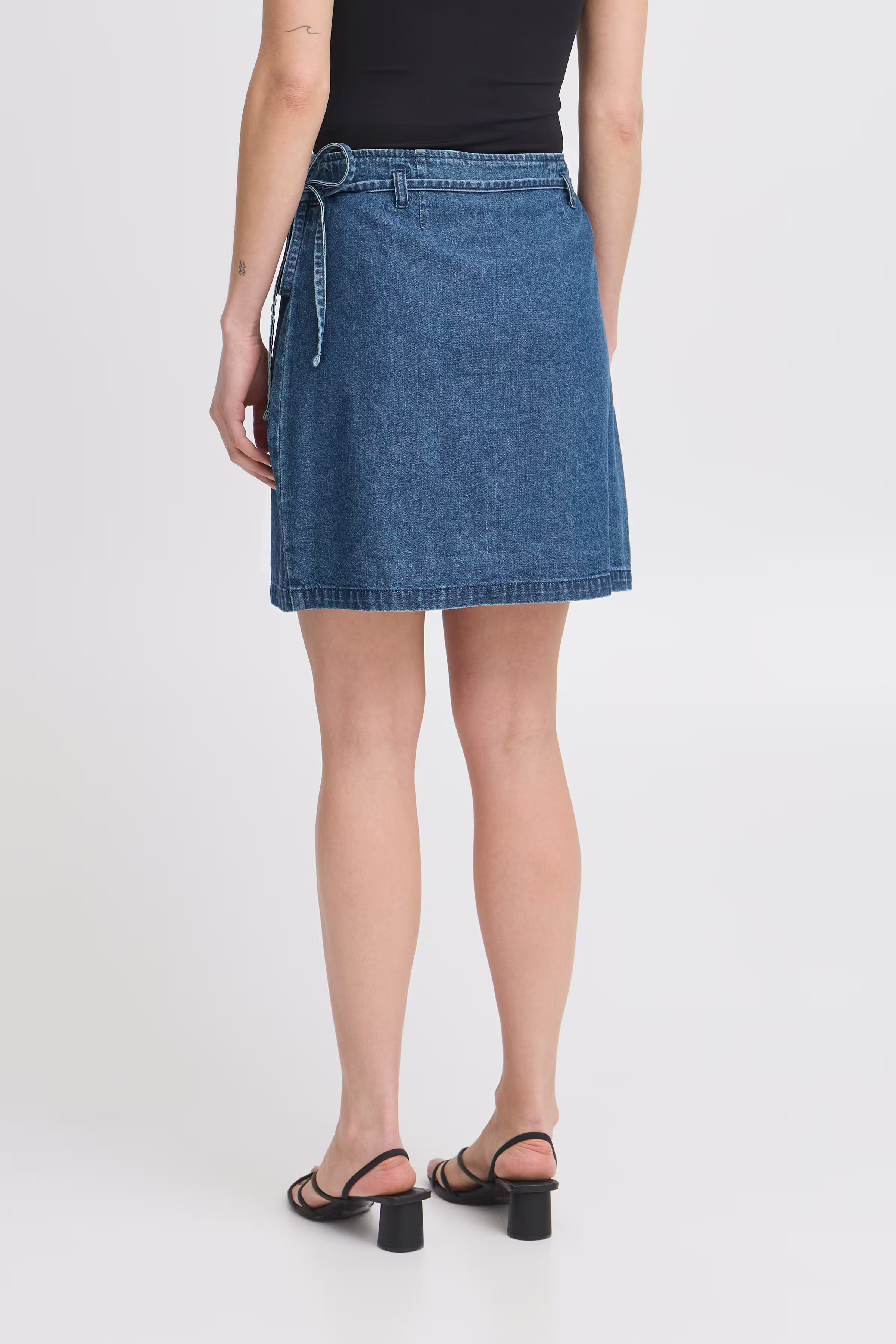 IHDALLAS Skirt LOOKBOOK BACK 20123210-200339