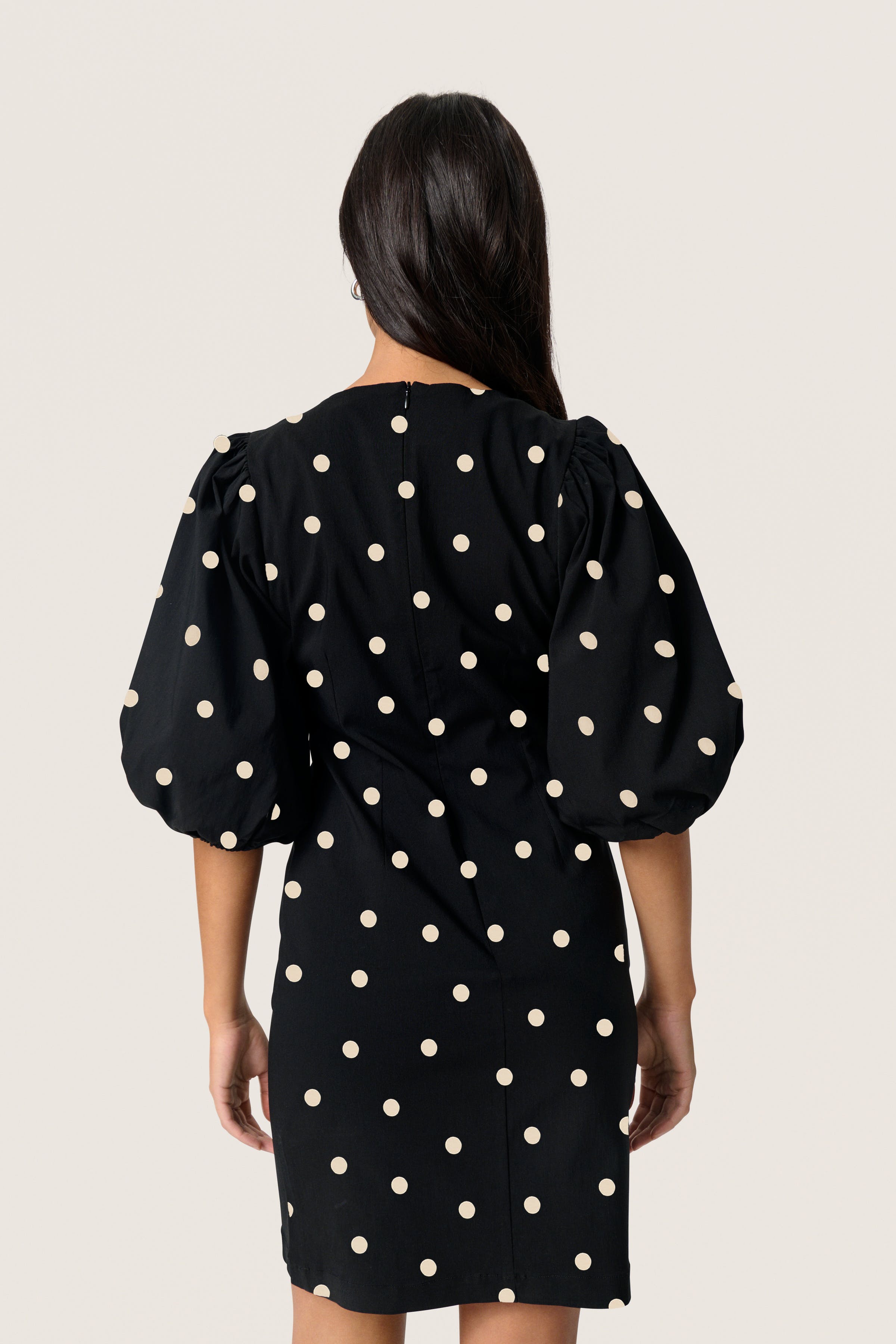 SLZazu Dress LOOKBOOK BACK 30408464-304858