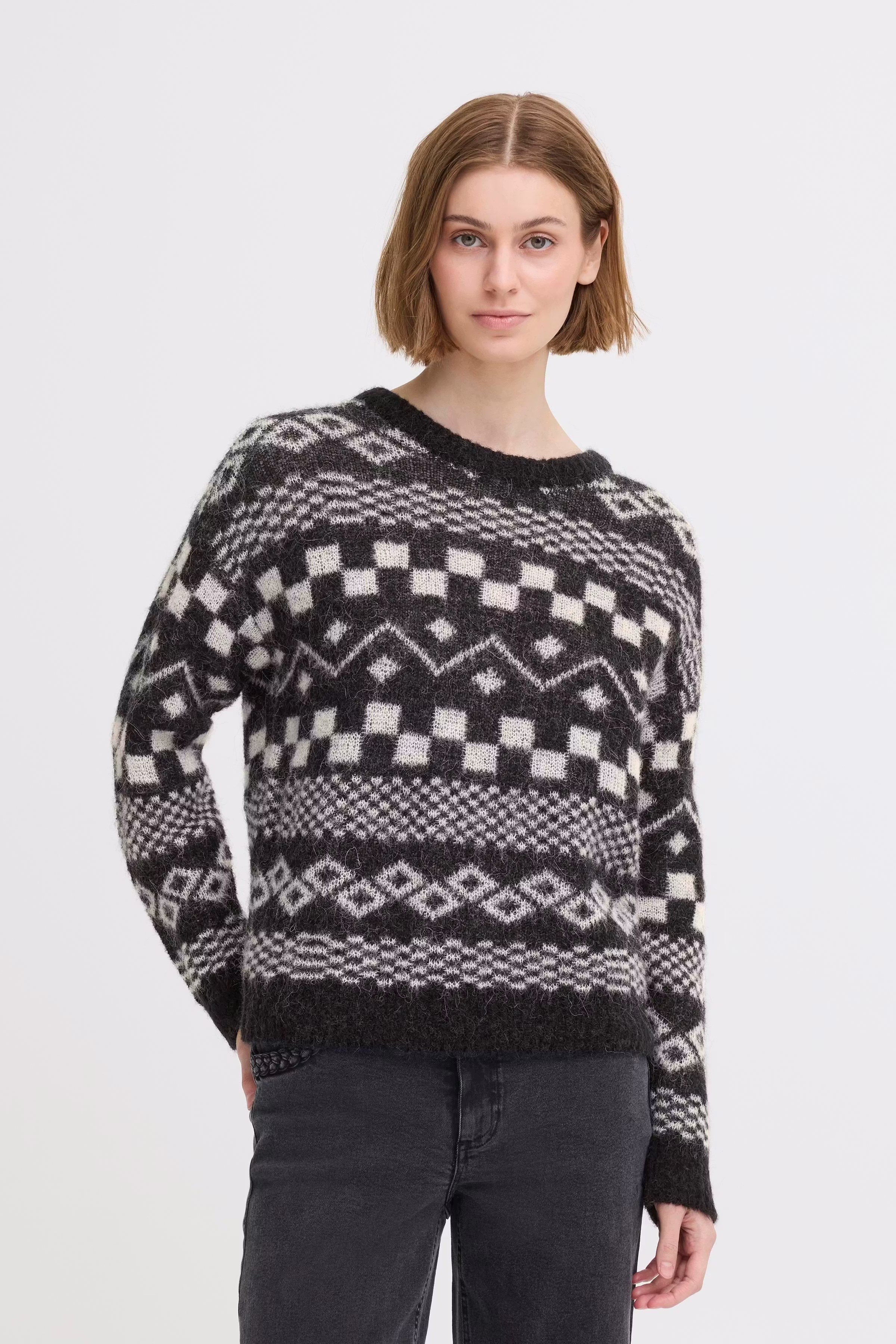 IHESTELLE Pullover LOOKBOOK FRONT 20124283-194008