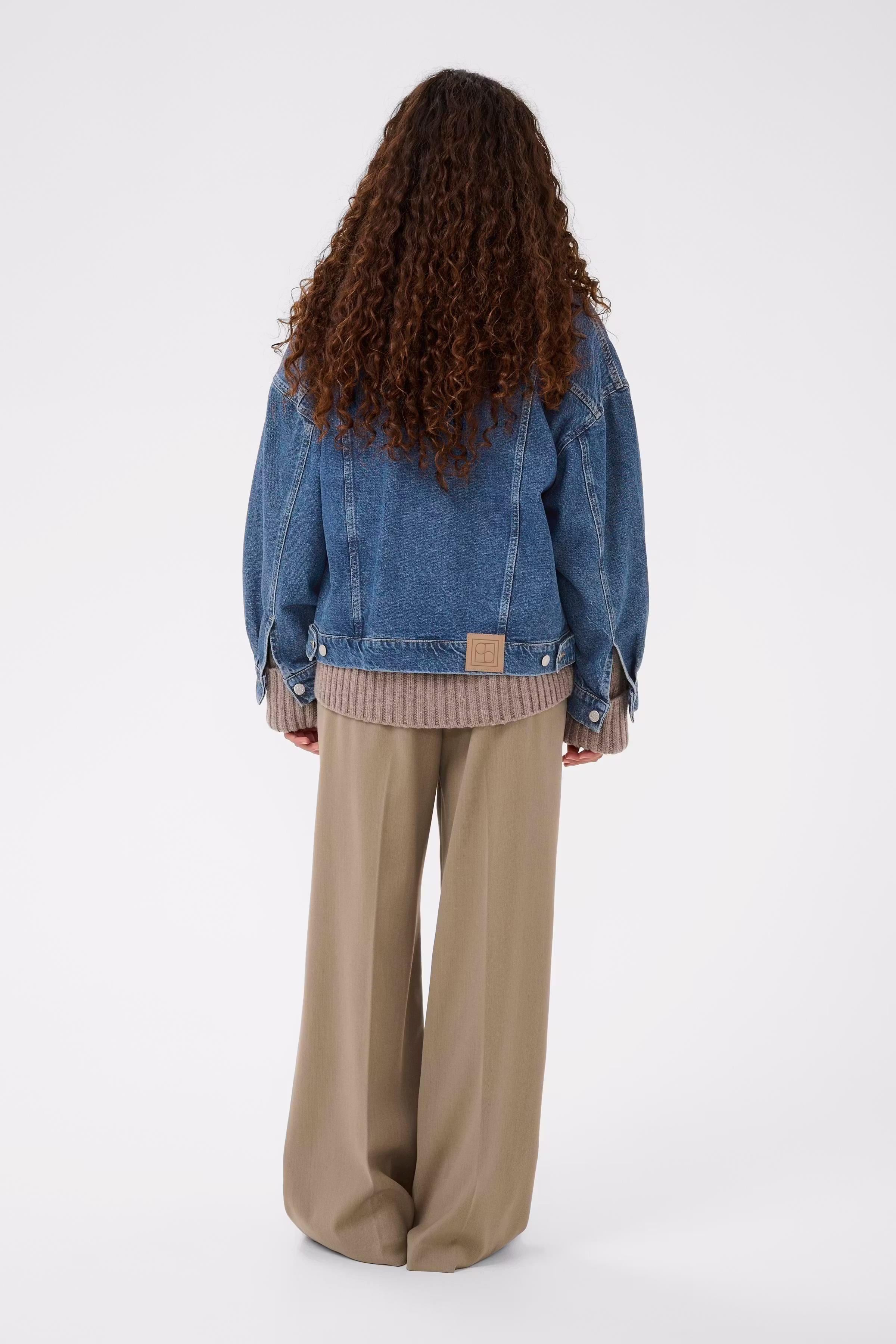 SLNamira Outerwear LOOKBOOK BACK 30408826-300377