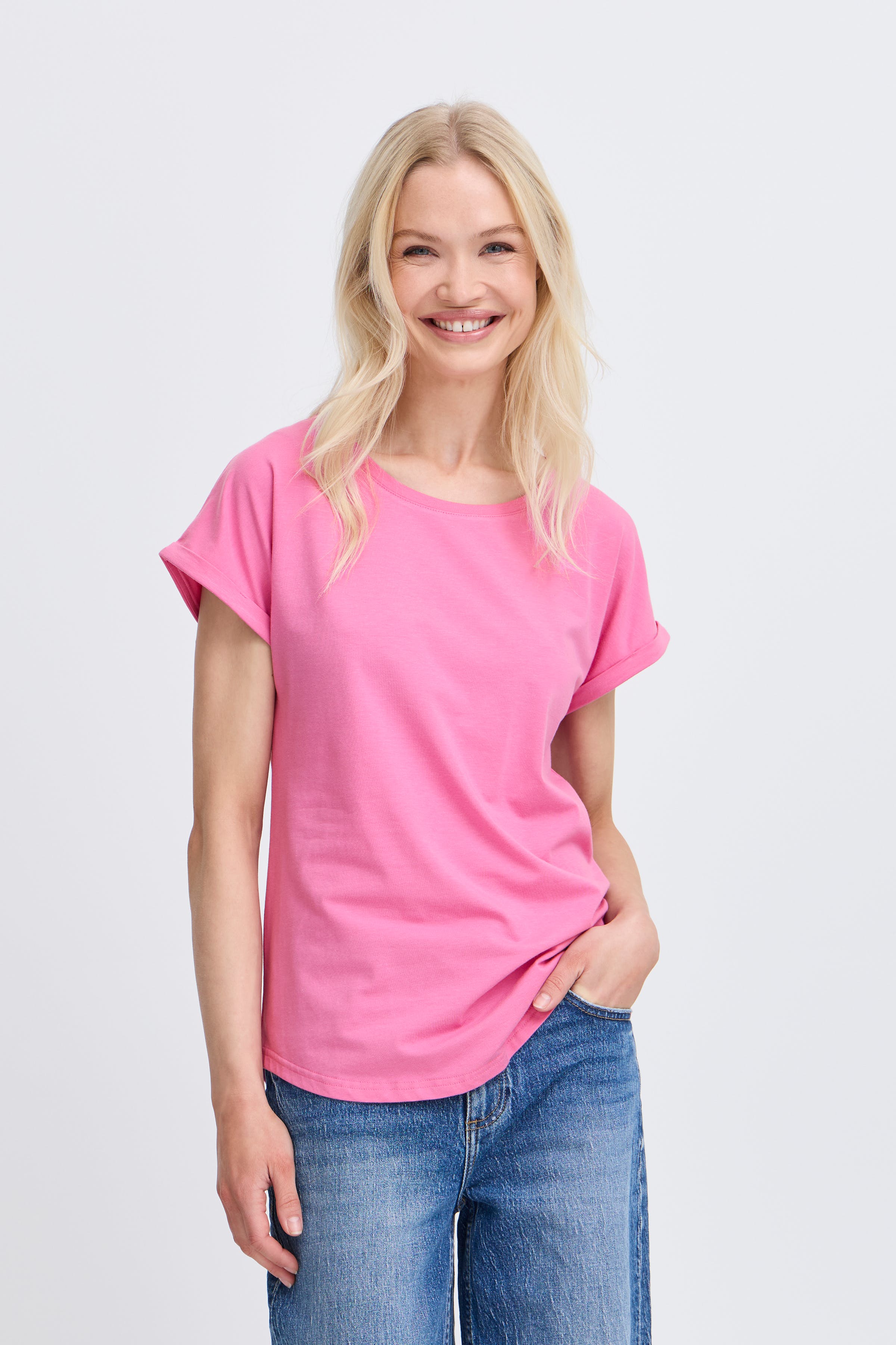 PAMILA T-shirt LOOKBOOK FRONT 20804205-172627