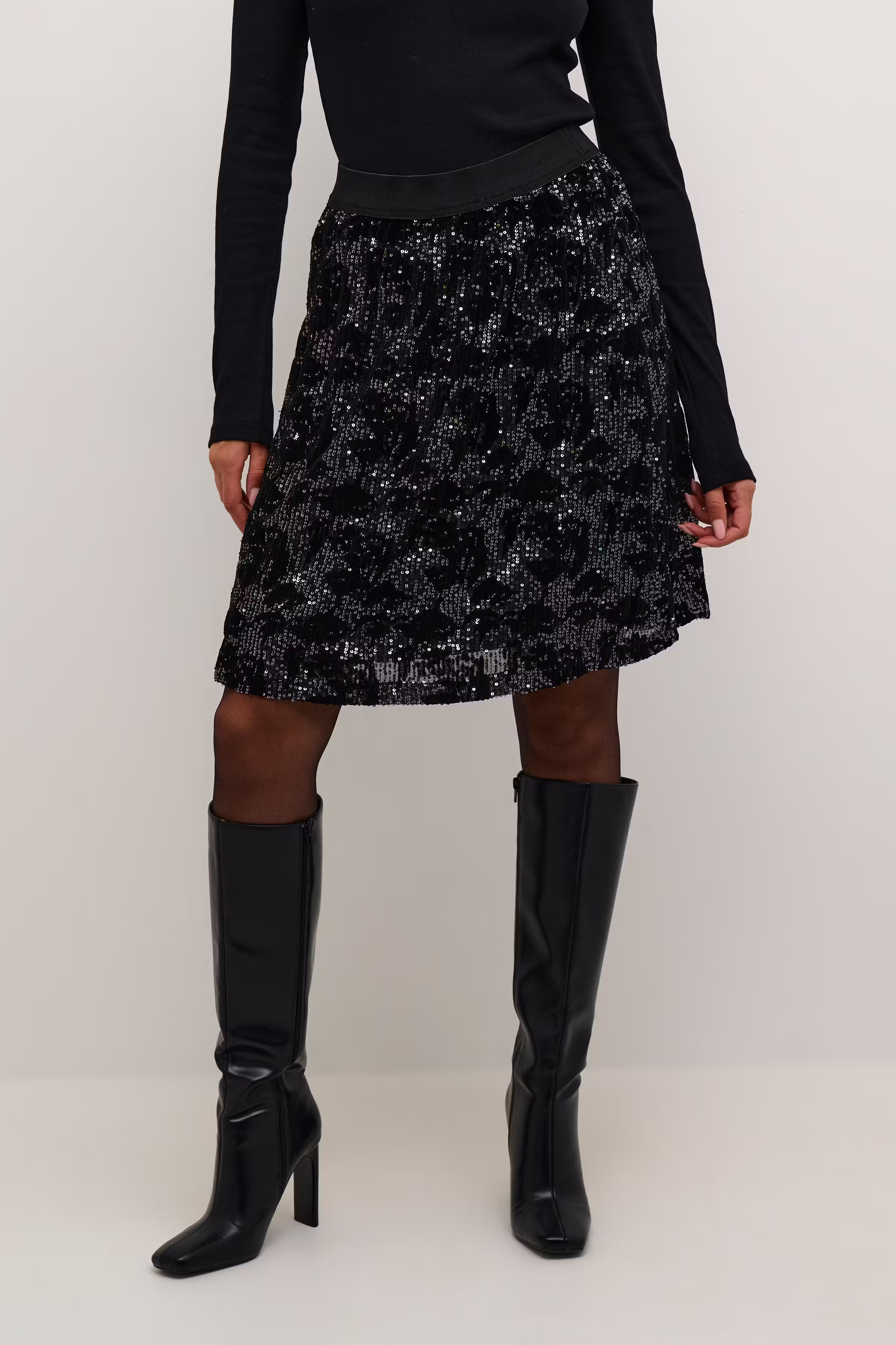 KAgrit Paljettskjørt LOOKBOOK FRONT 10509289-106676