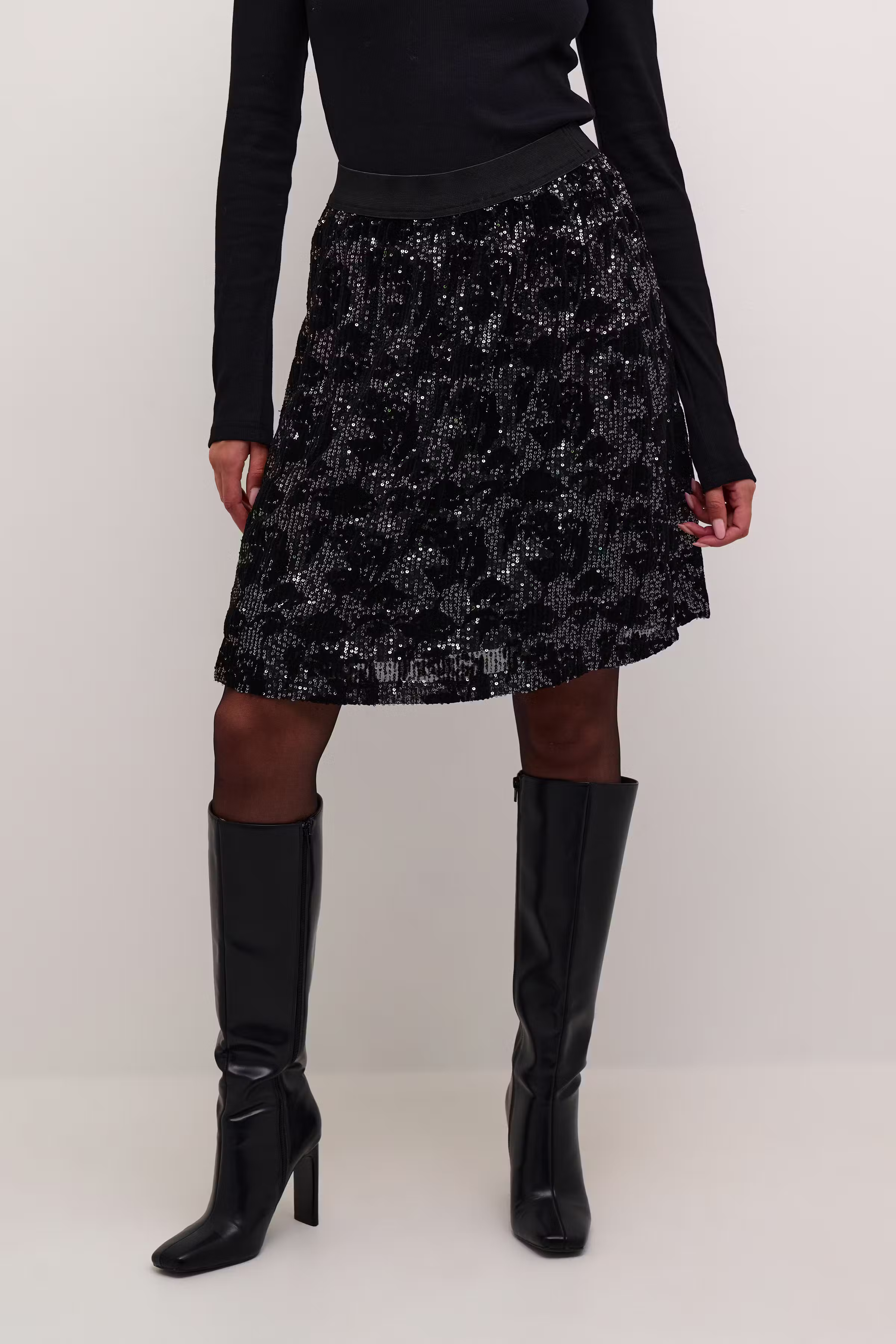 KAgrit Paljettskjørt LOOKBOOK FRONT 10509289-106676