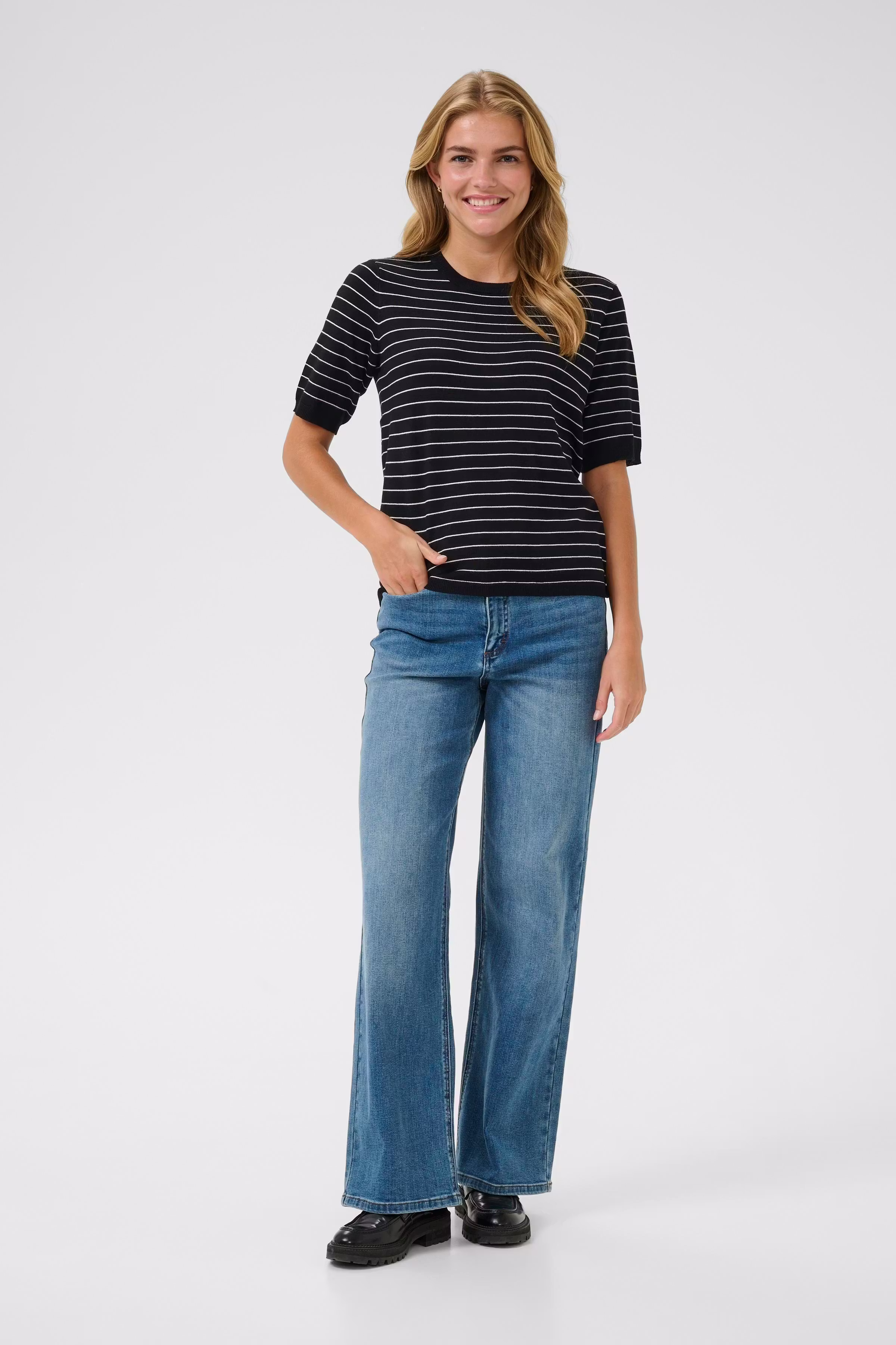 KAlizza Pullover LOOKBOOK FRONT 10508410-106134