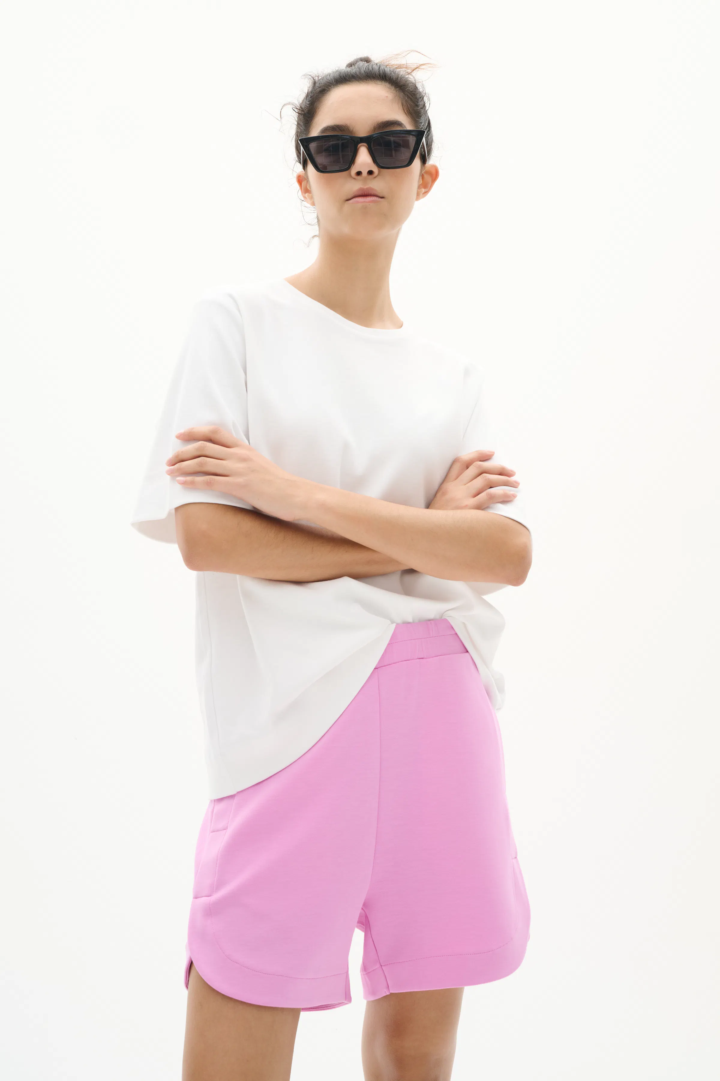 HenniehIW Shorts LOOKBOOK FRONT 30110370-163118