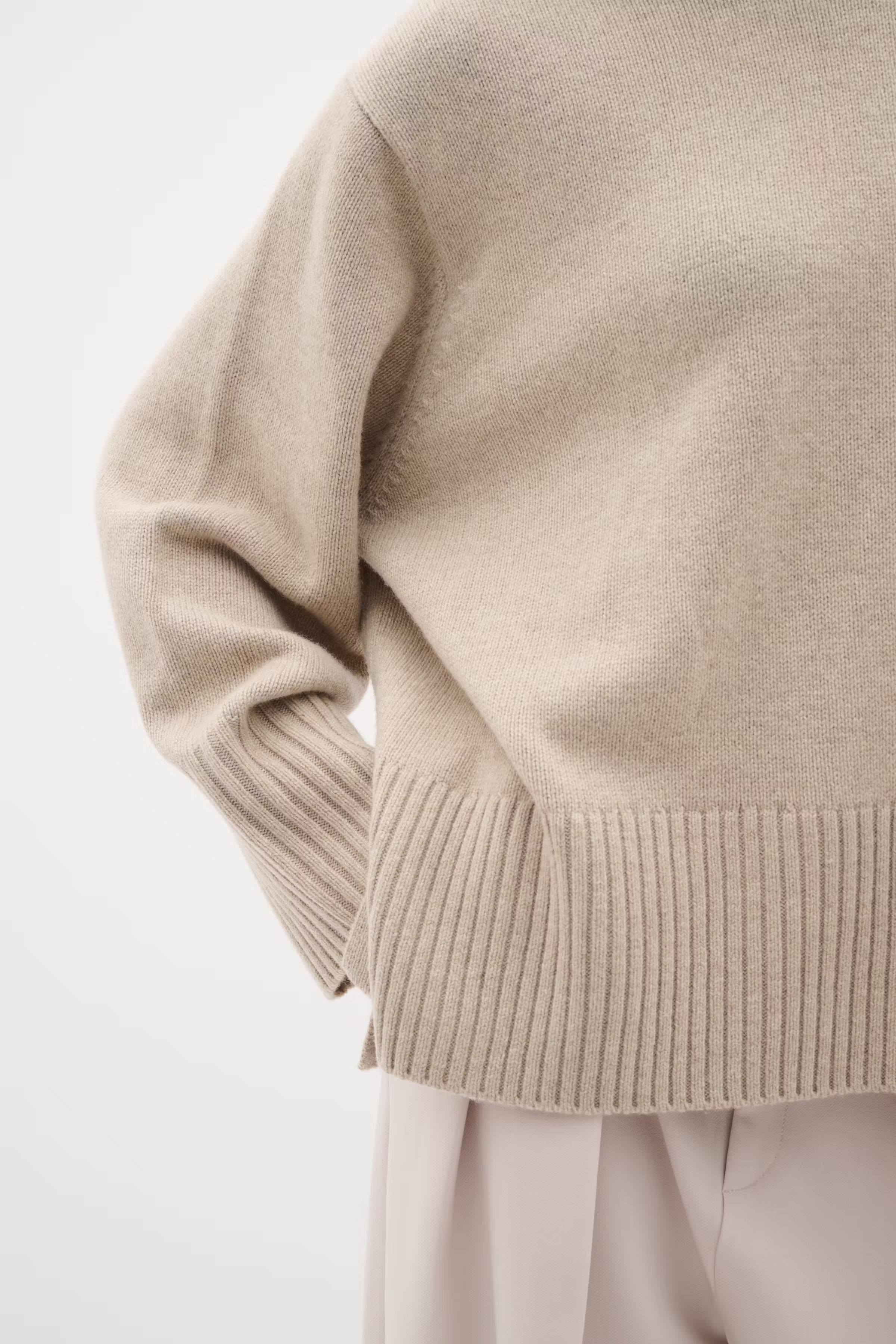 GeaIW Pullover LOOKBOOK DETAIL 30111019-1304031