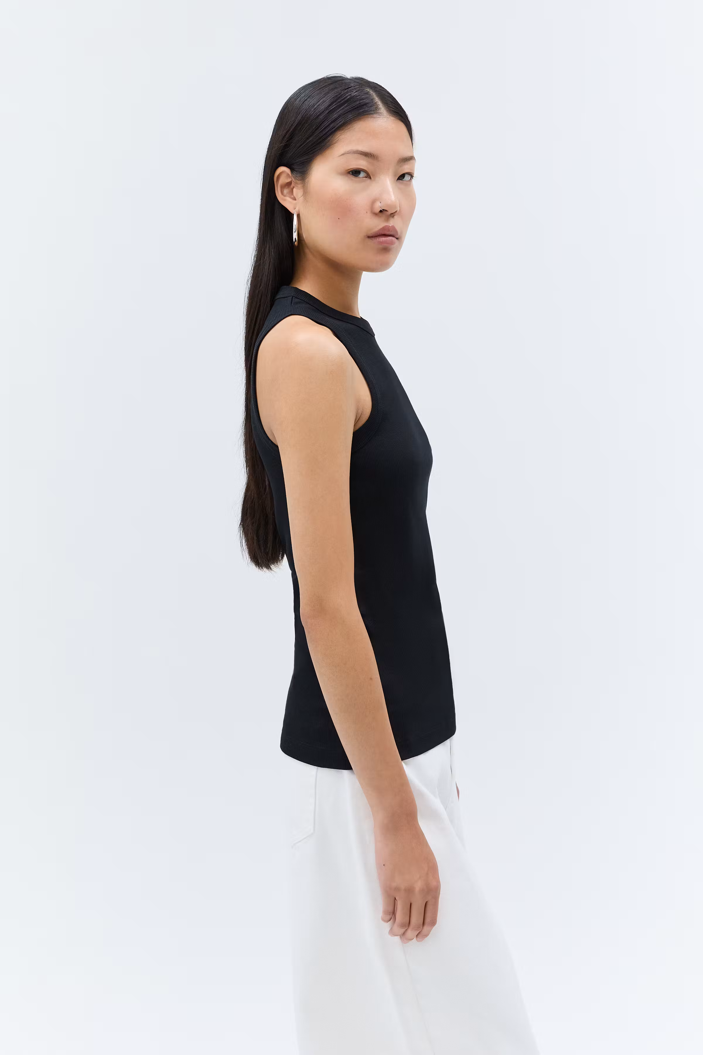 IOKLARA Top LOOKBOOK FRONT 30600447-BK999