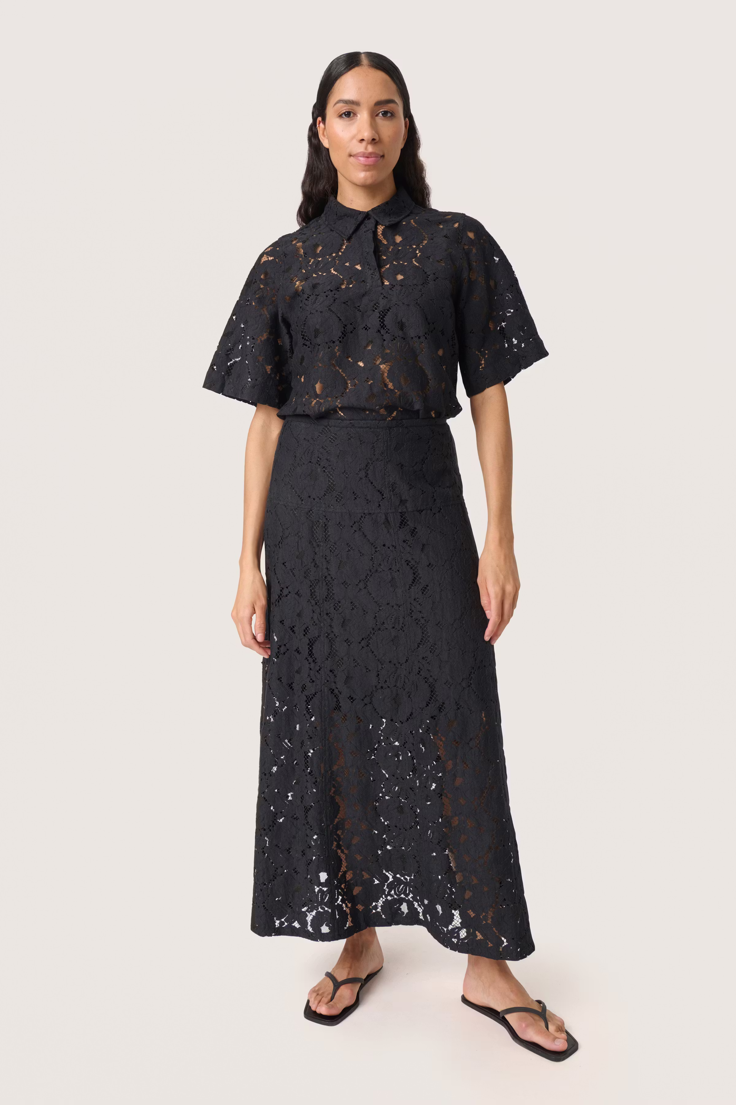 SLTaya Rock LOOKBOOK FRONT 30408628-194008