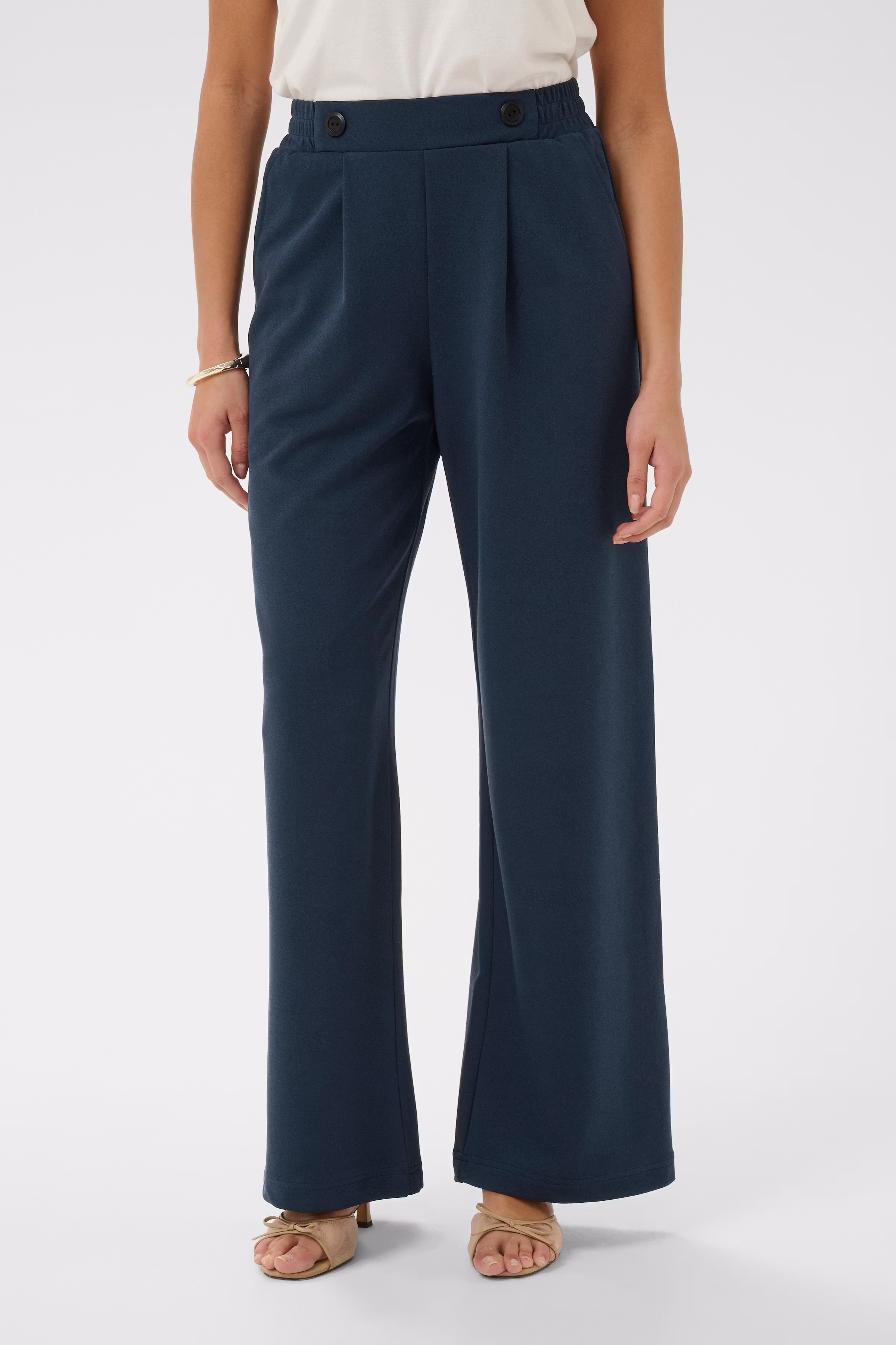 KAphoebe Trousers LOOKBOOK FRONT 10511095-194020