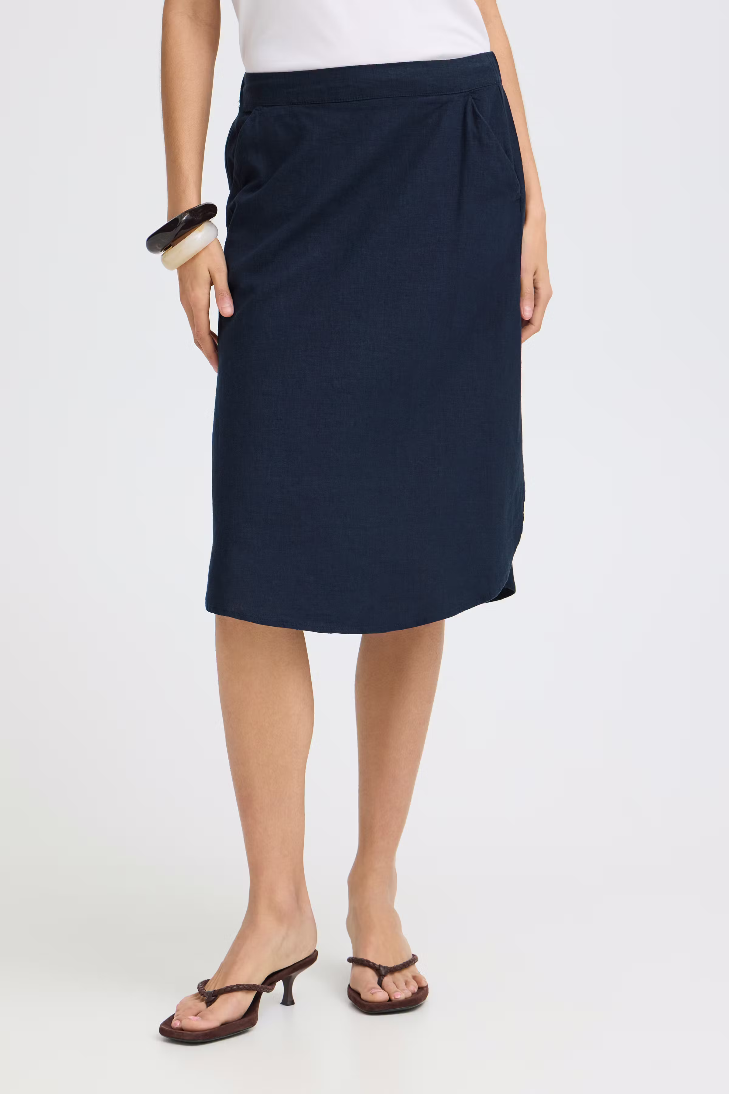 BYFALAKKA Skjørt LOOKBOOK FRONT 20812879-194020