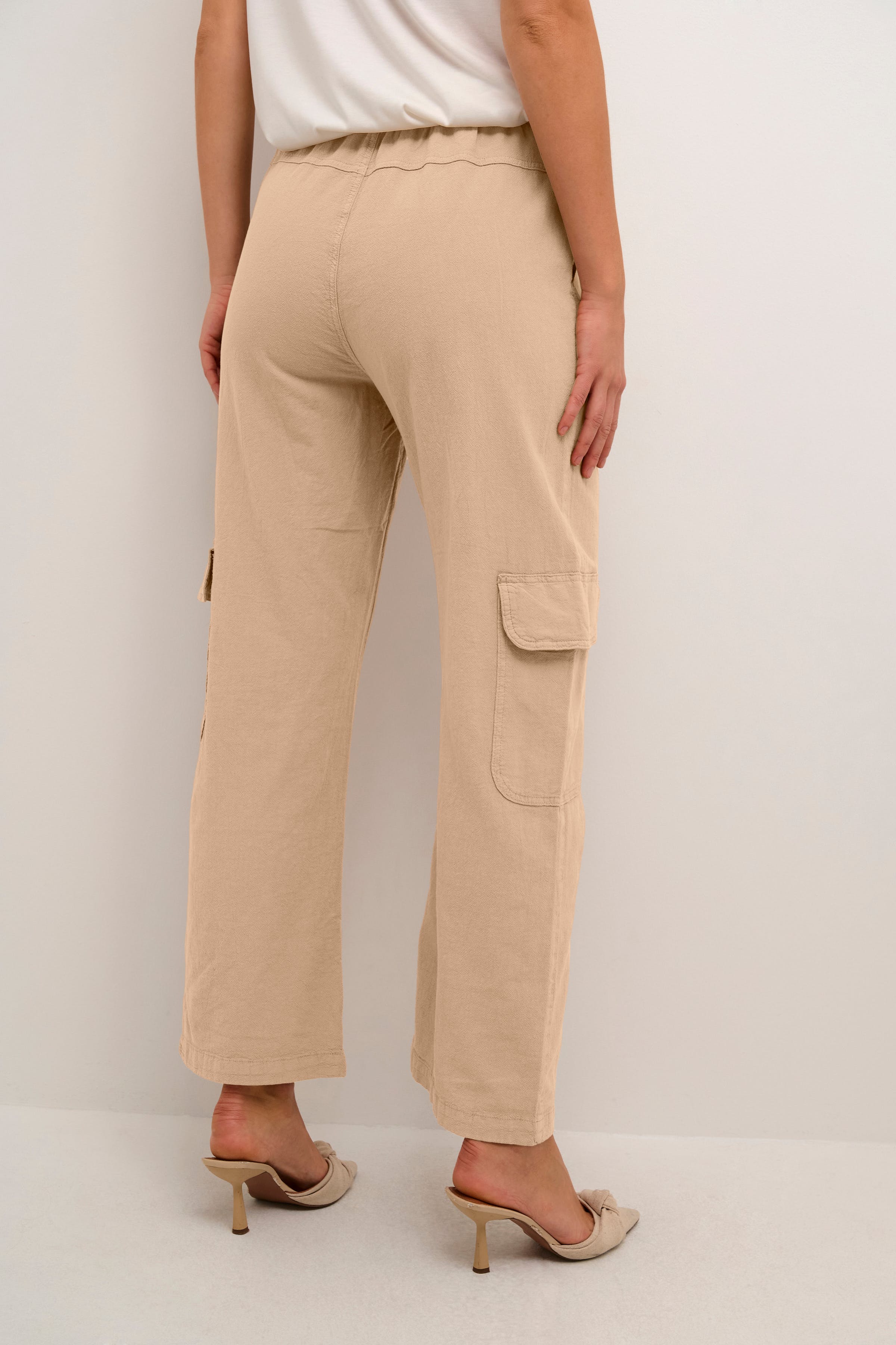 KAnaya Bukser LOOKBOOK BACK 10508358-101239