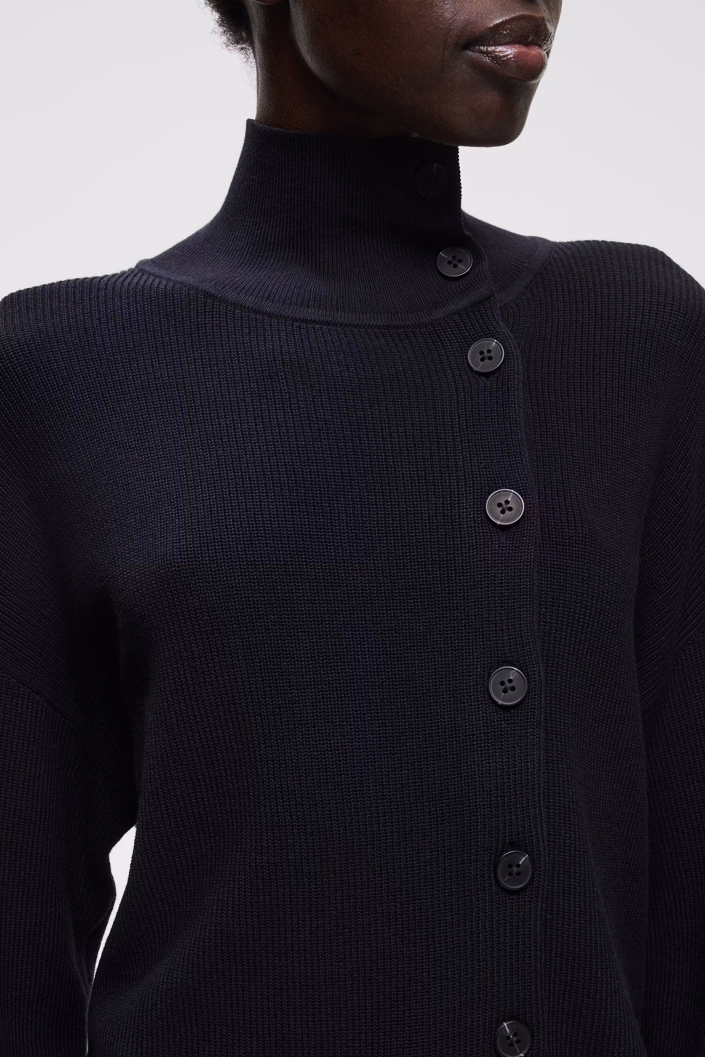 DonnieIW Cardigan LOOKBOOK DETAIL 30111441-300005