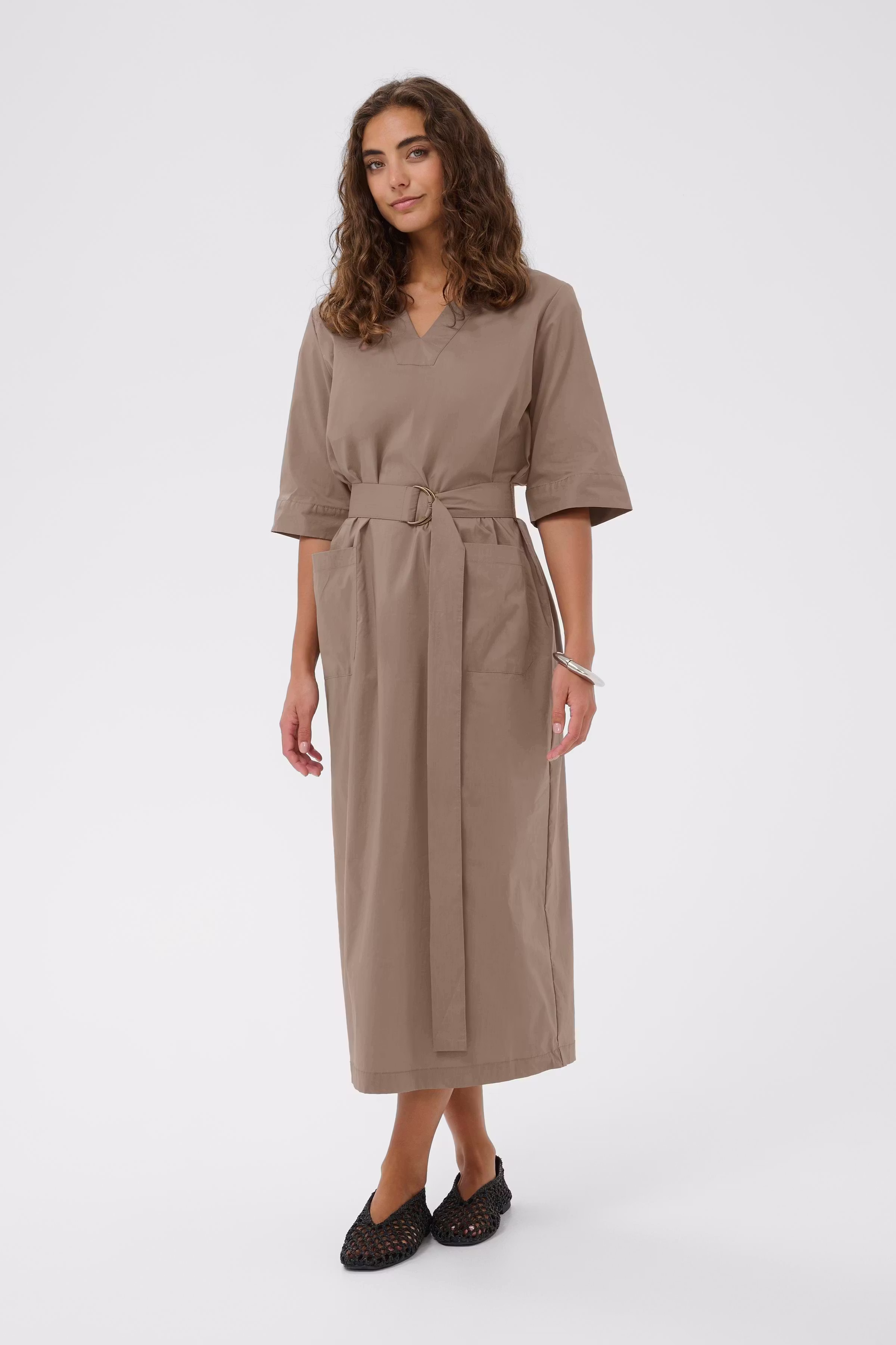 CUastrid Klänning LOOKBOOK FRONT 50112781-171410