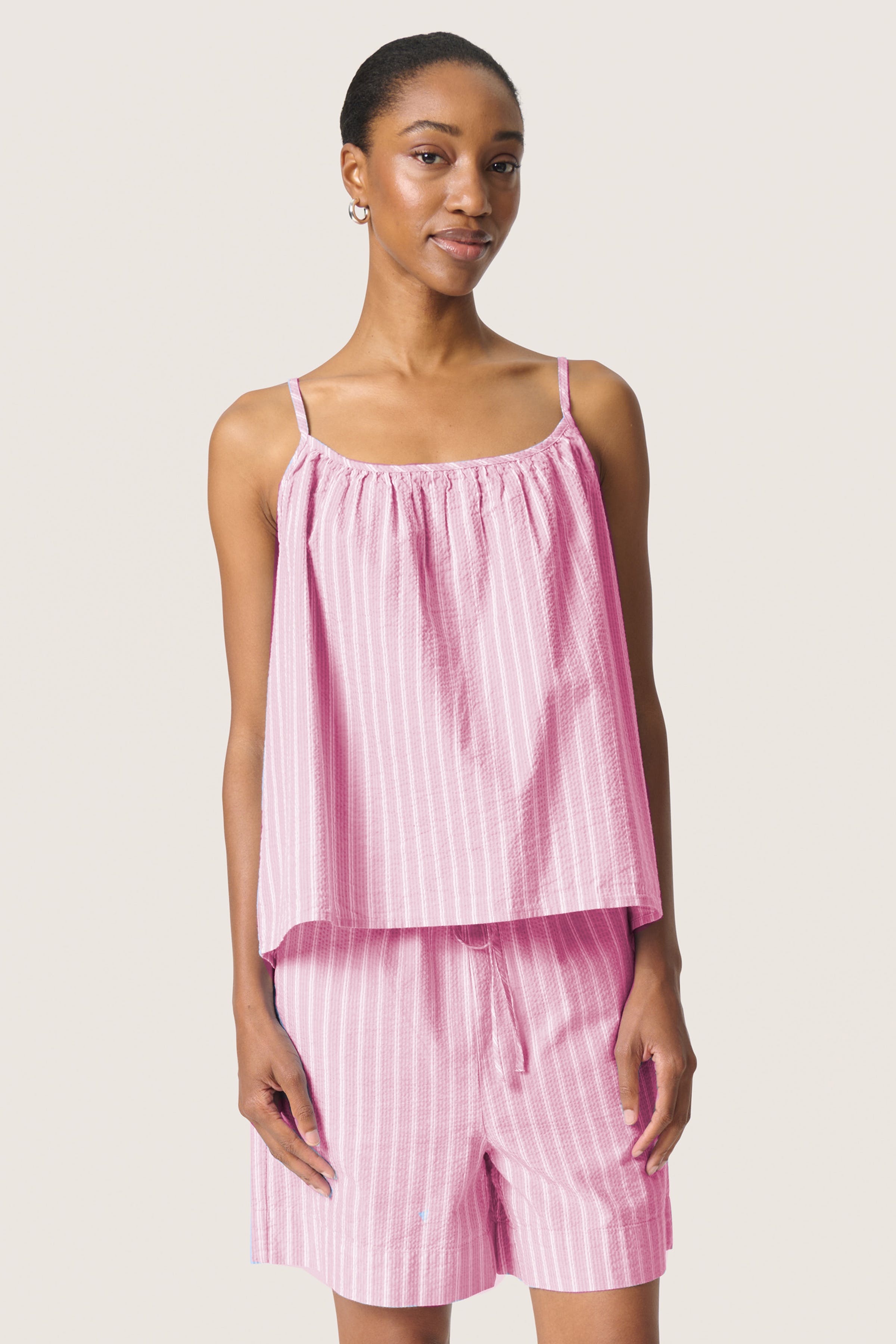 SLAnvitte Top LOOKBOOK FRONT 30408474-304062