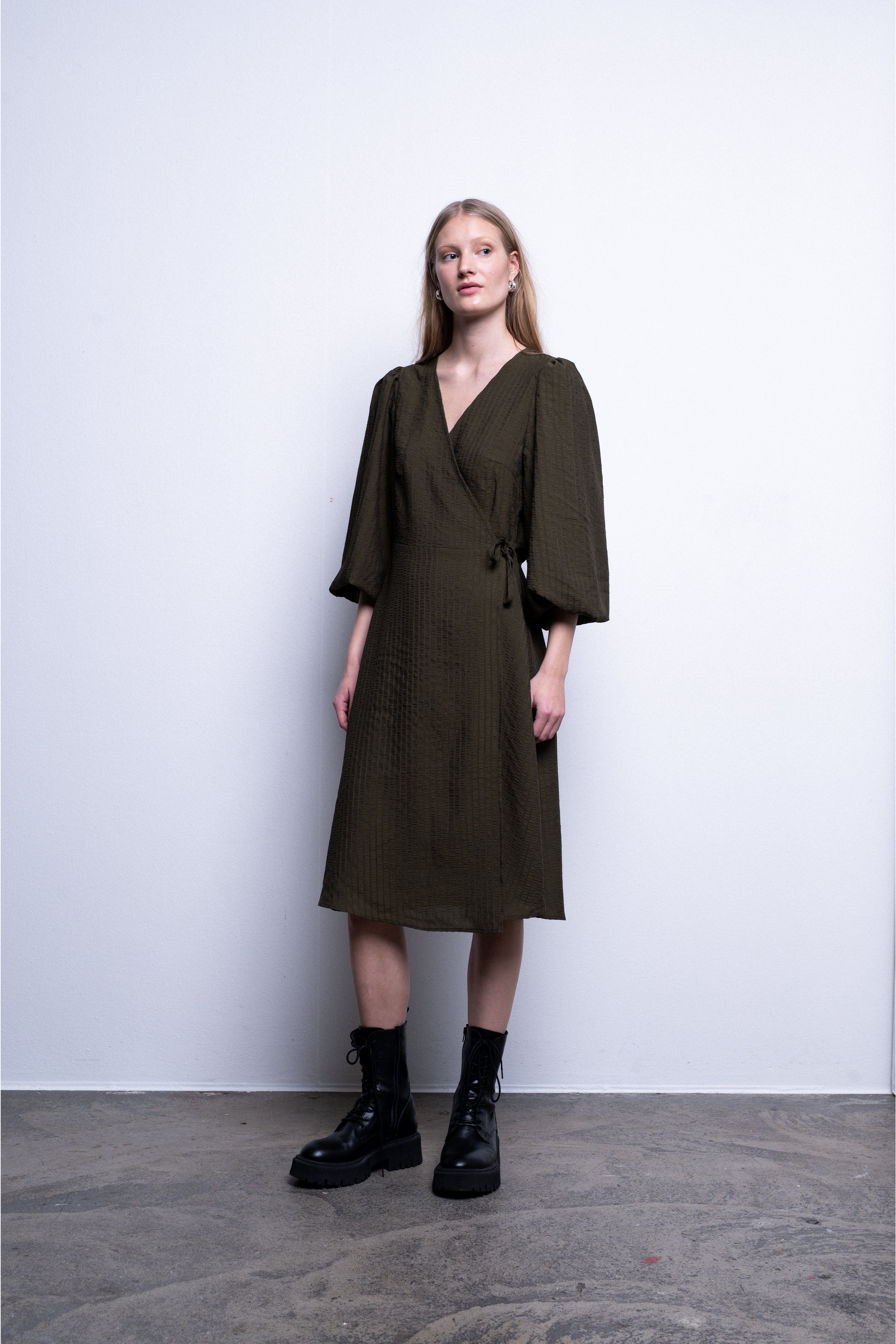 IXERANTIS Dress LOOKBOOK FRONT 20119877-190417