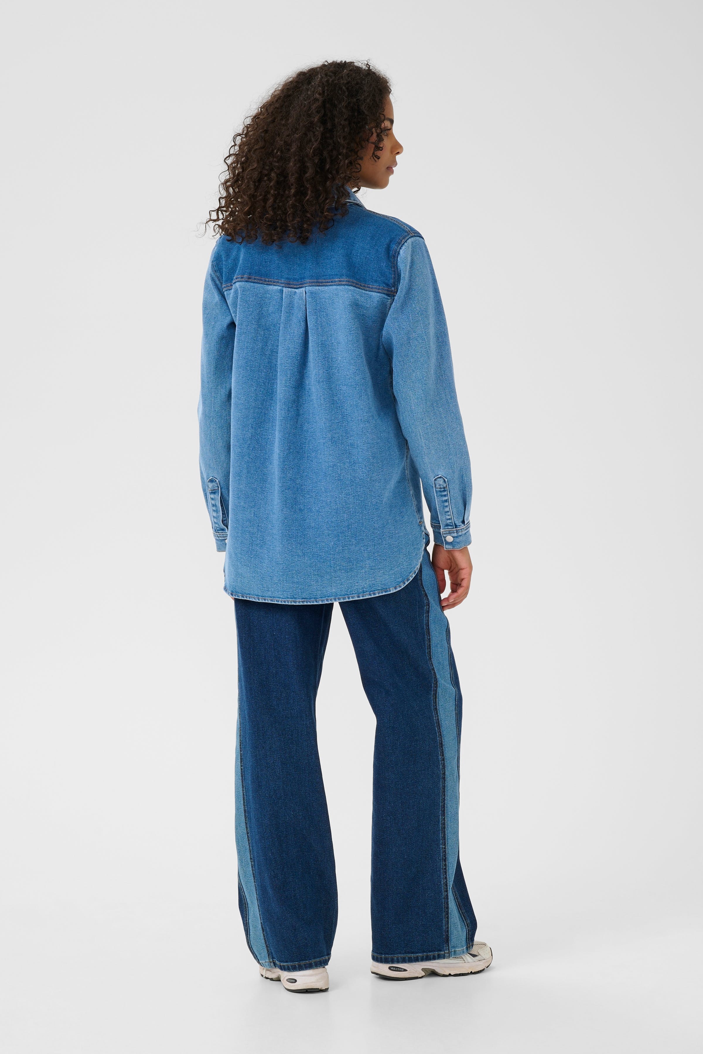 KAsandra Denim Shirt LOOKBOOK BACK 10552389-102989