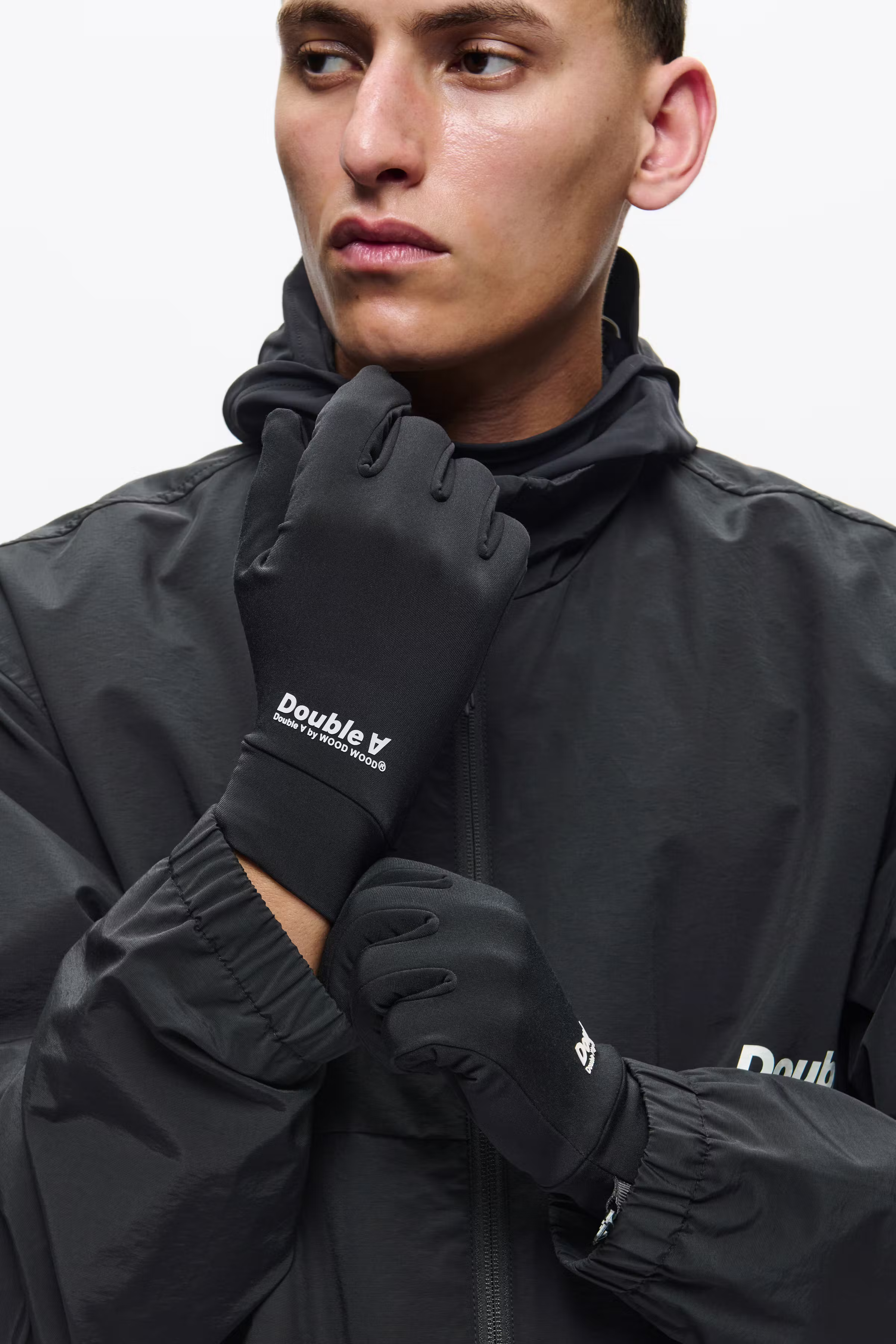 WWChase gloves LOOKBOOK DETAIL 30251850-303700