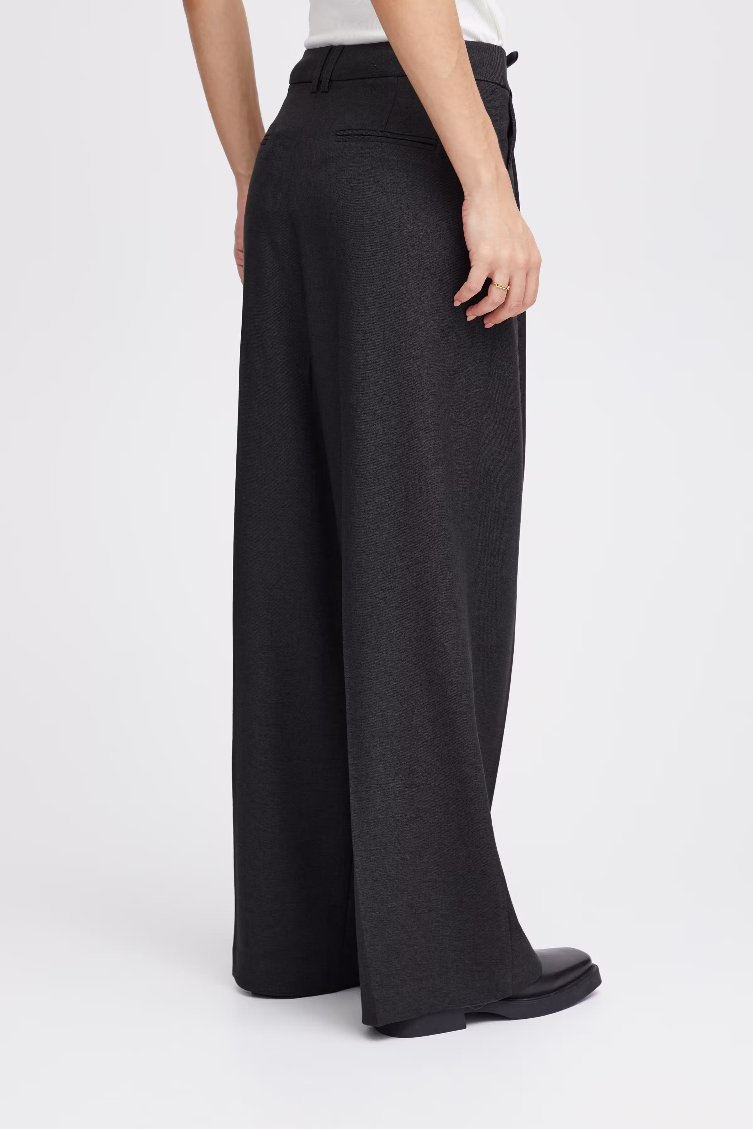 IHZIMMIE Bukser LOOKBOOK BACK 20119677-200319