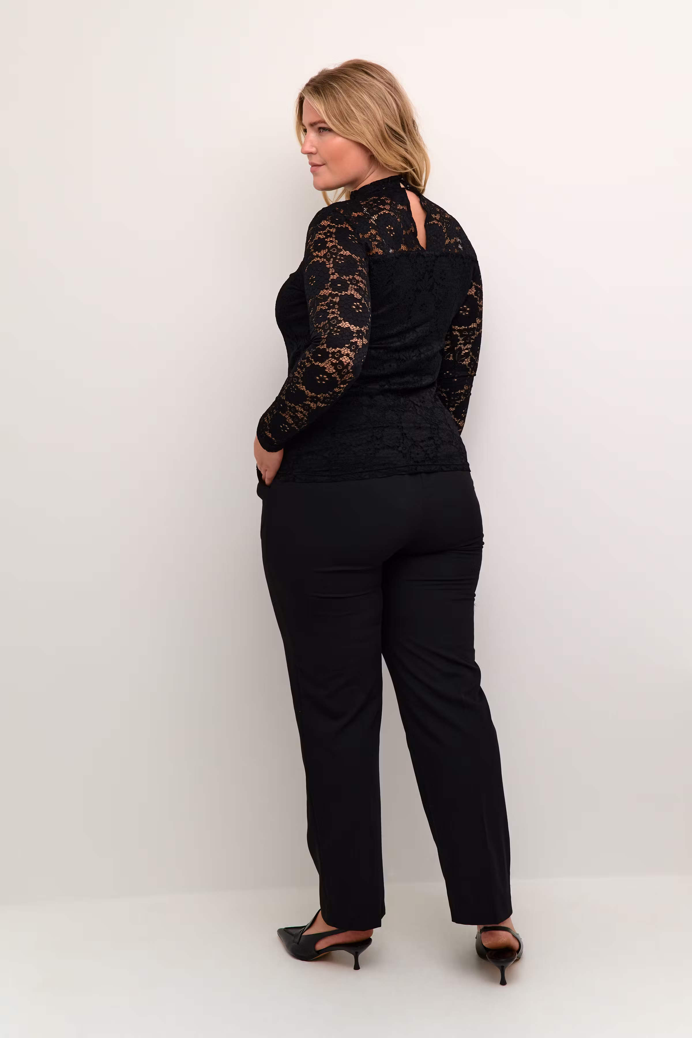 KCelga Bluse LOOKBOOK BACK 10582243-100121