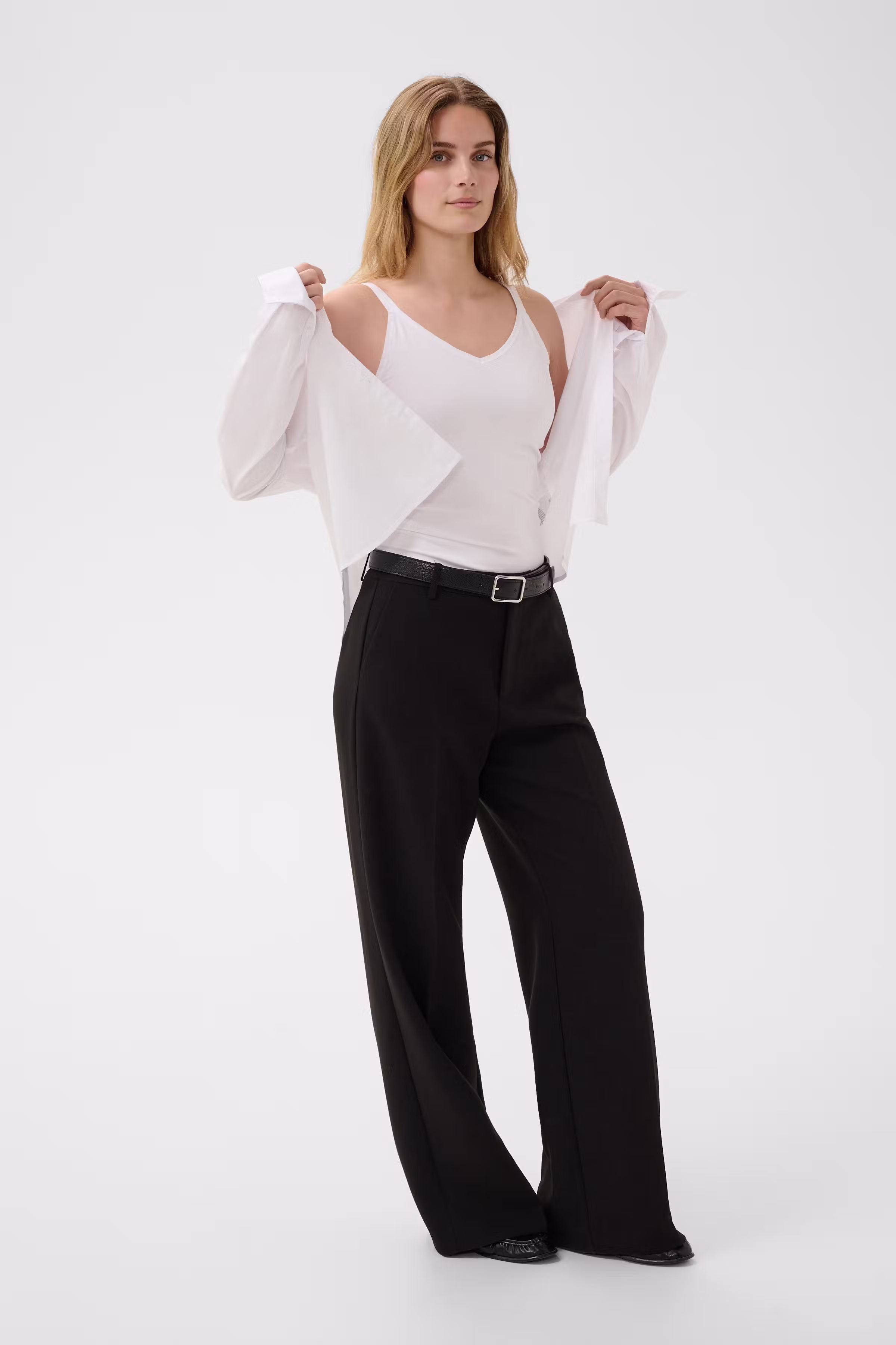 HyddaPW Top LOOKBOOK FRONT 30307365-110601