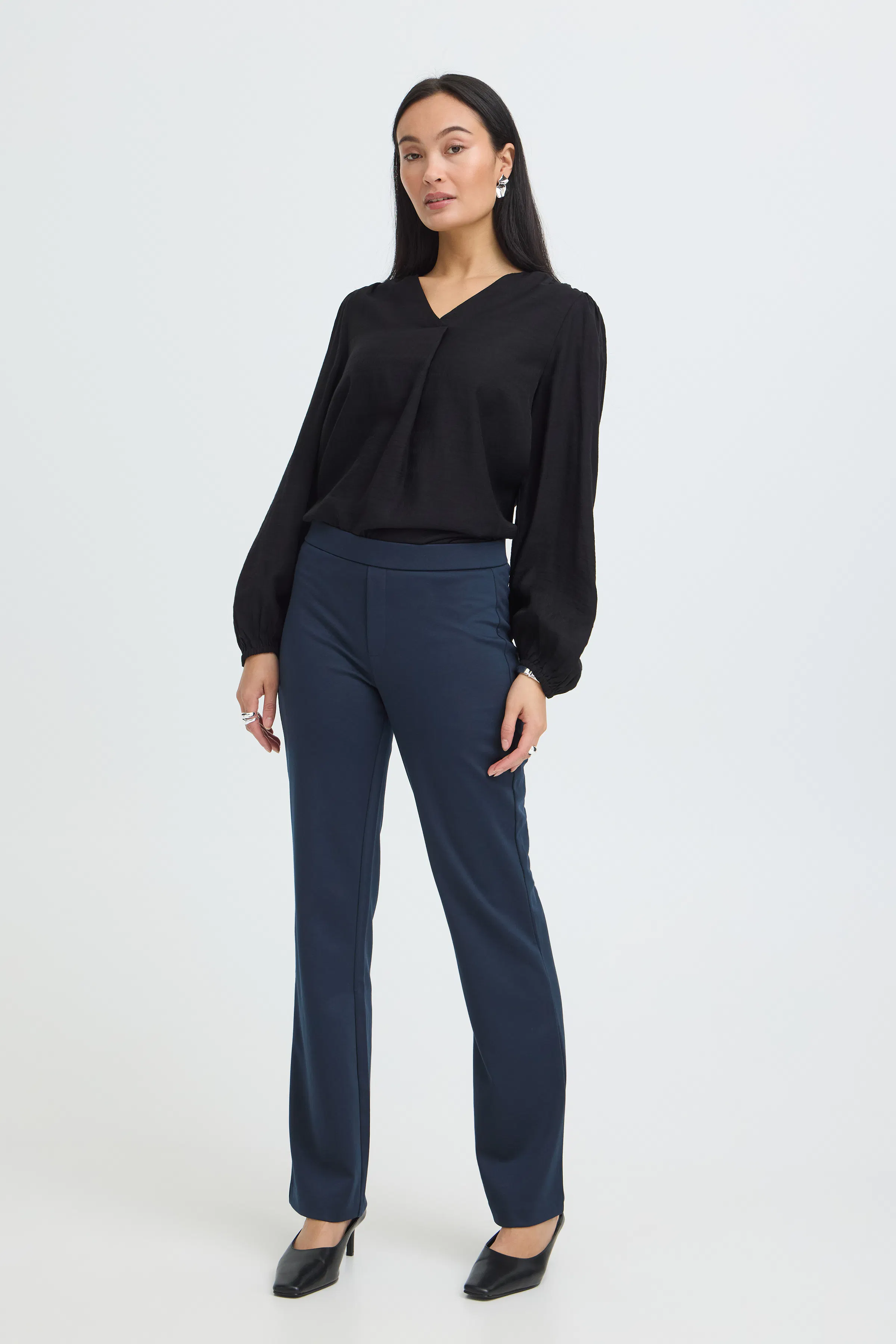FRBLAZER Bukser LOOKBOOK FRONT 20613528-194010