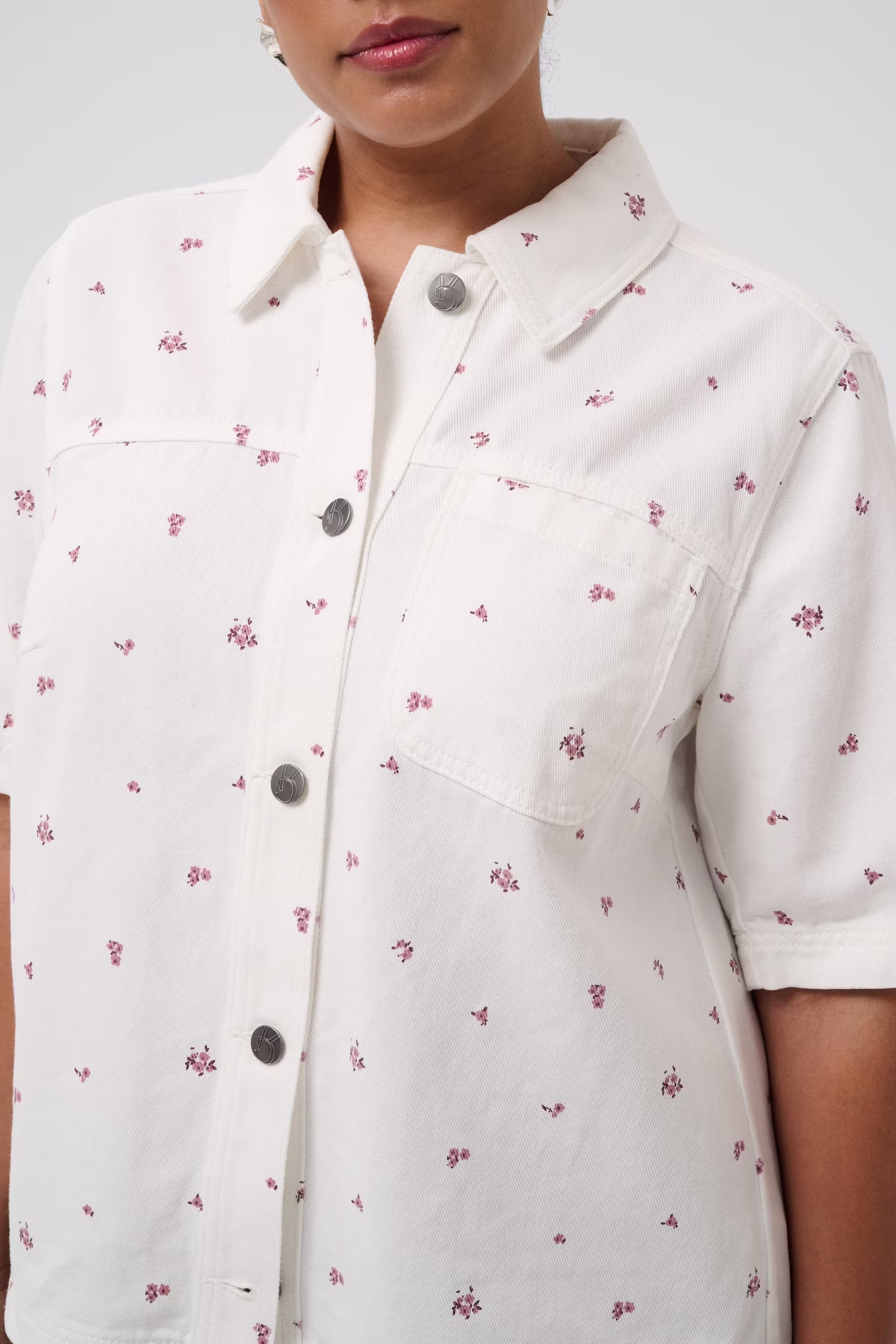 KCflorina Shirt LOOKBOOK DETAIL 10584632-1000272