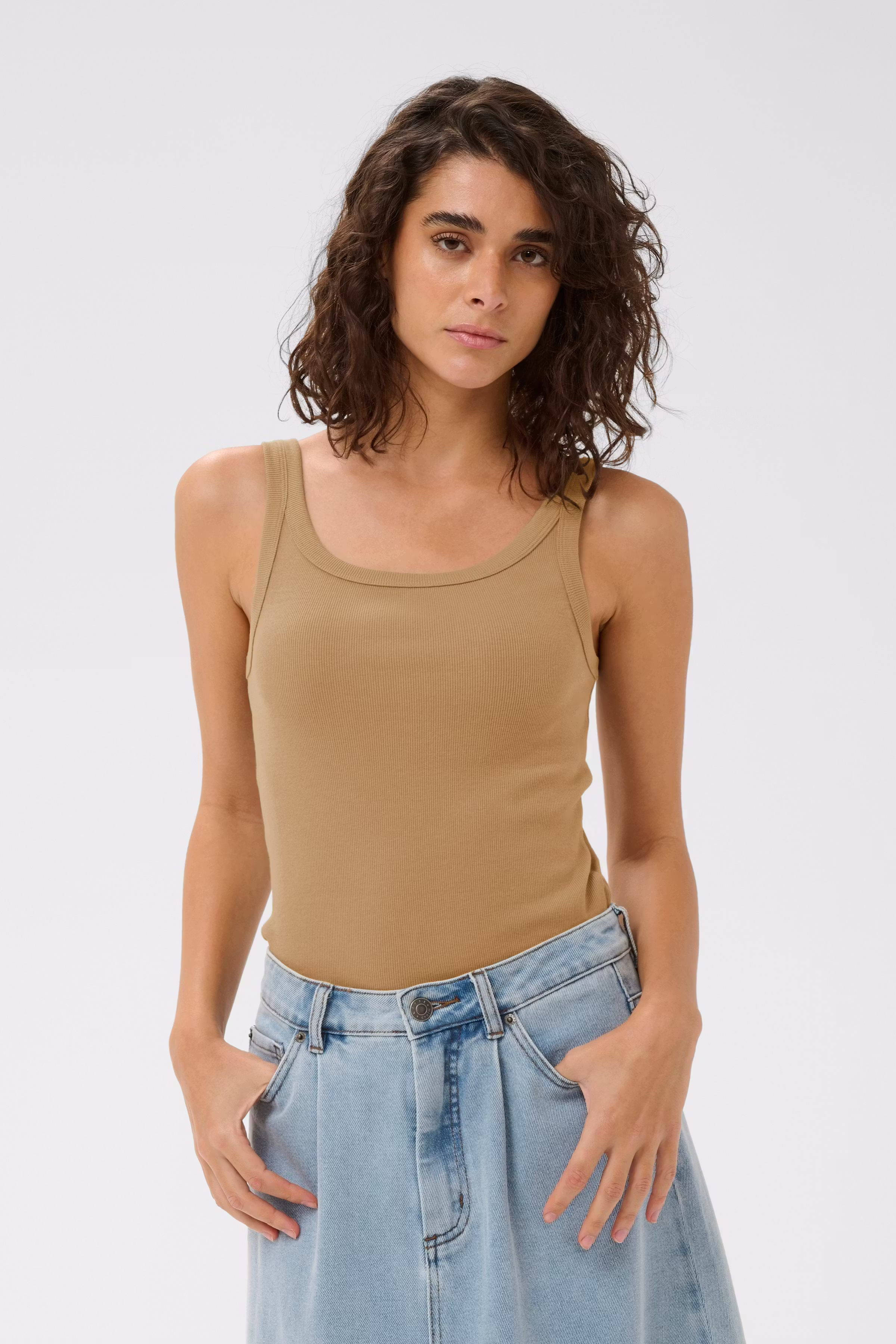 KAcarna Top LOOKBOOK FRONT 10507348-171115
