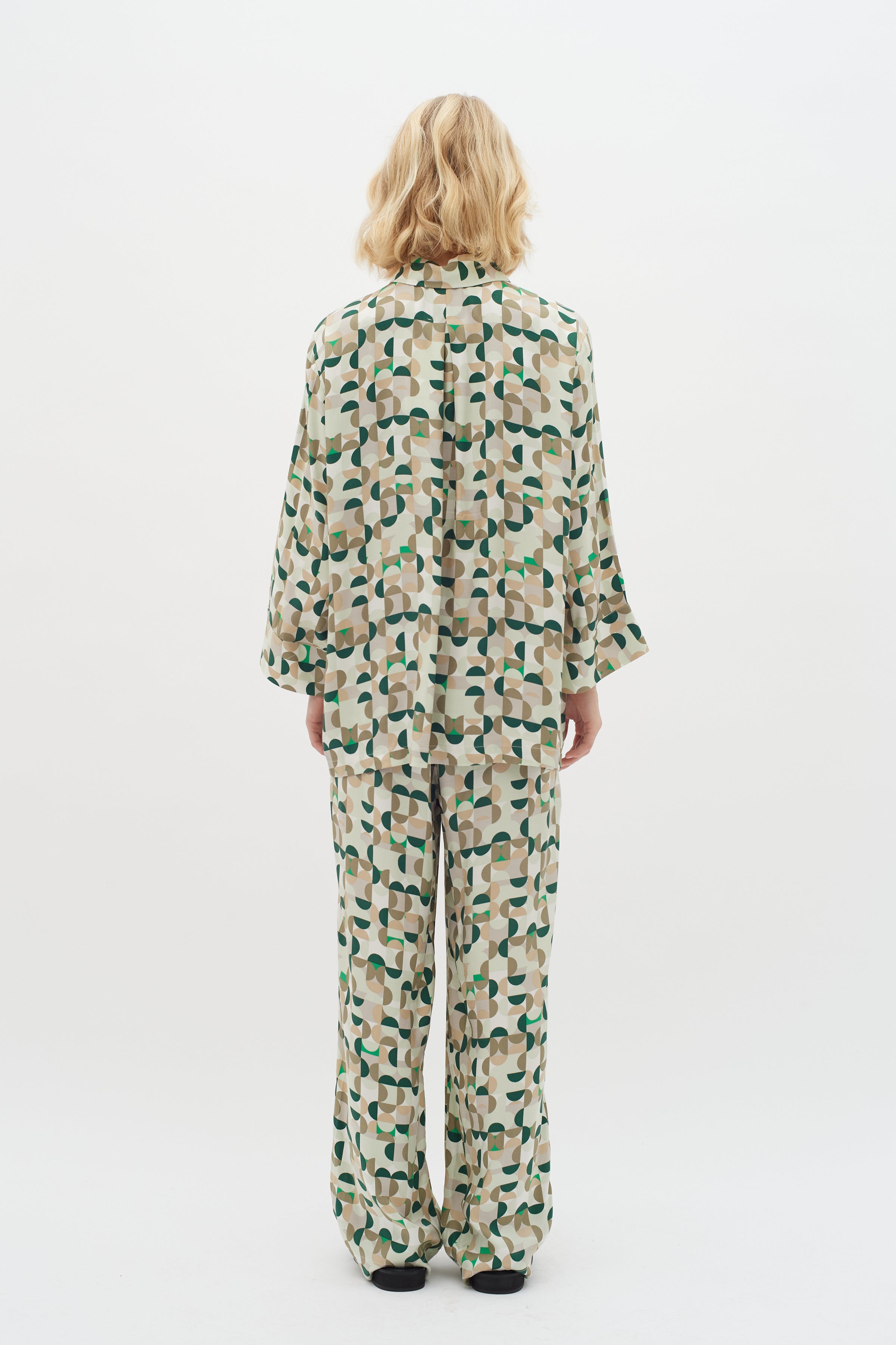 BerilIW Trousers LOOKBOOK BACK 30109452-302995