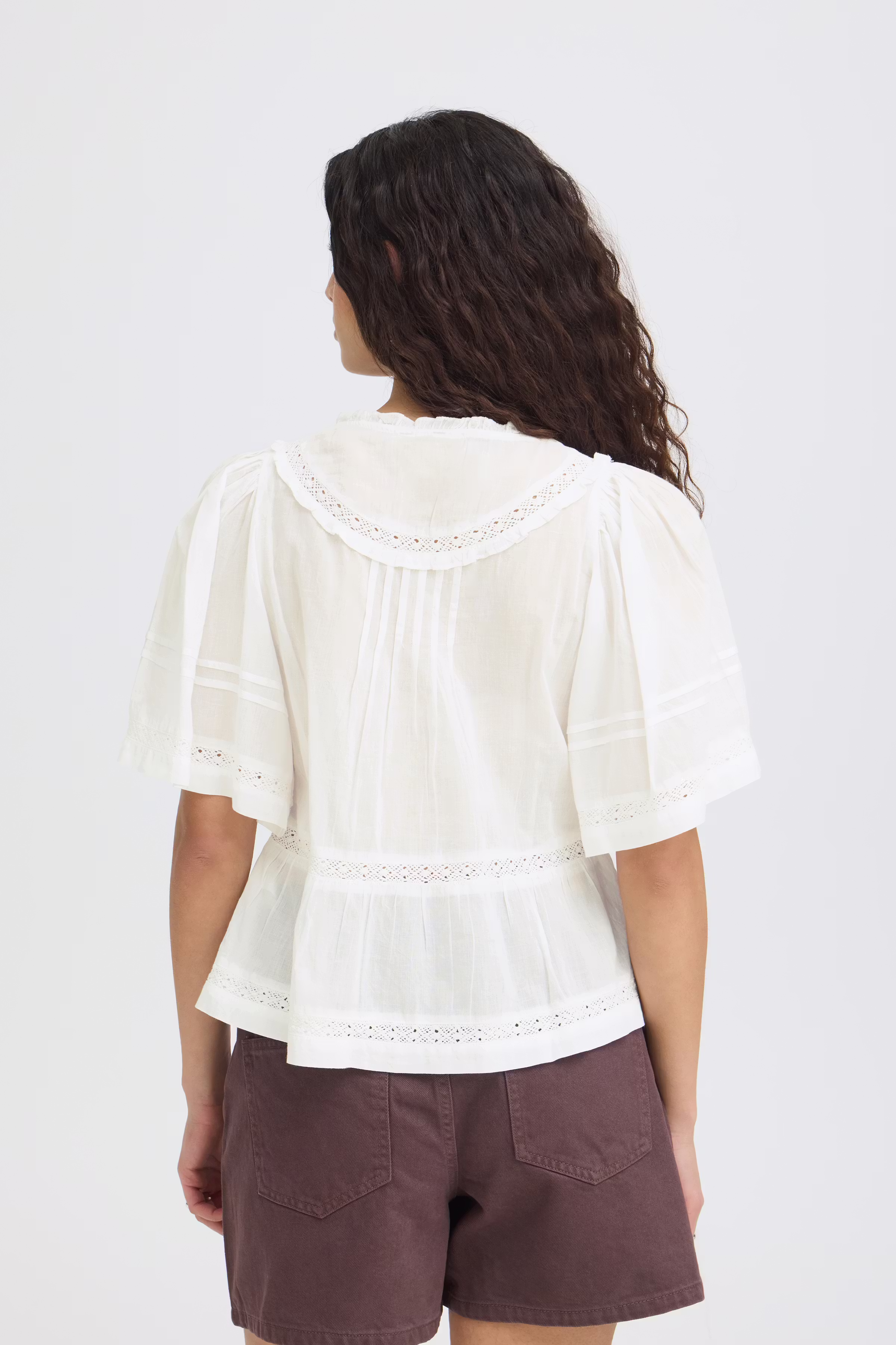 IHVOILANA Bluse LOOKBOOK BACK 20126704-114201