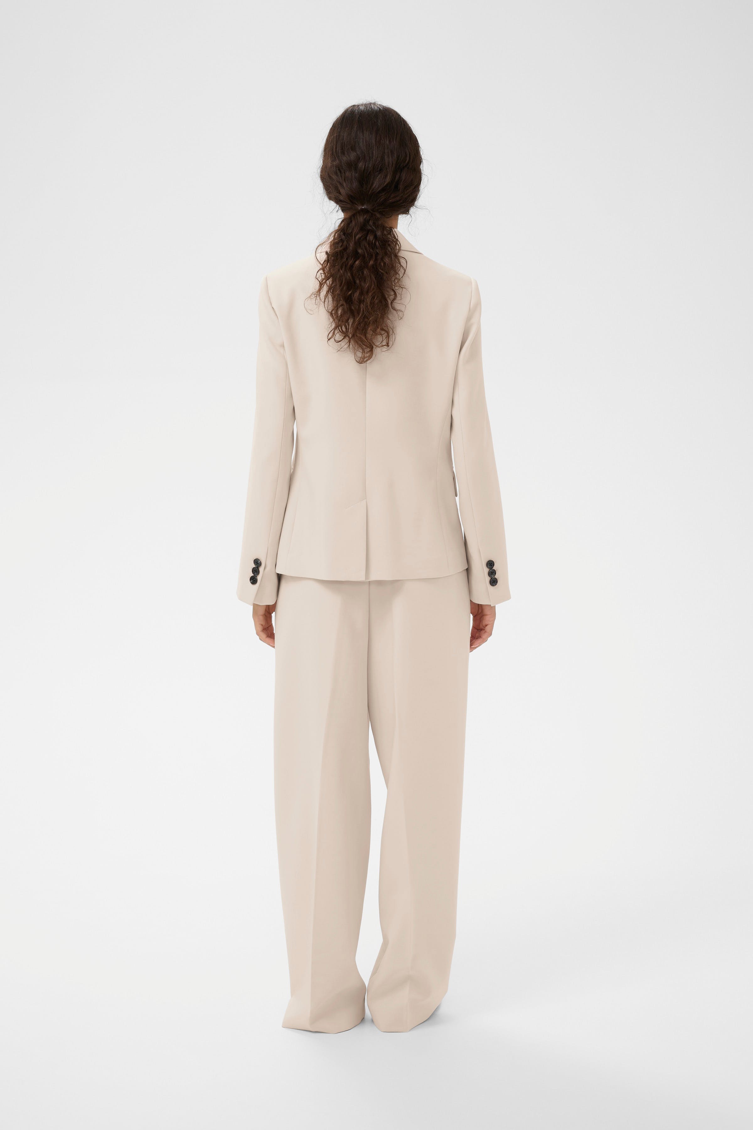 BryelleIW Blazer LOOKBOOK BACK 30110990-130403