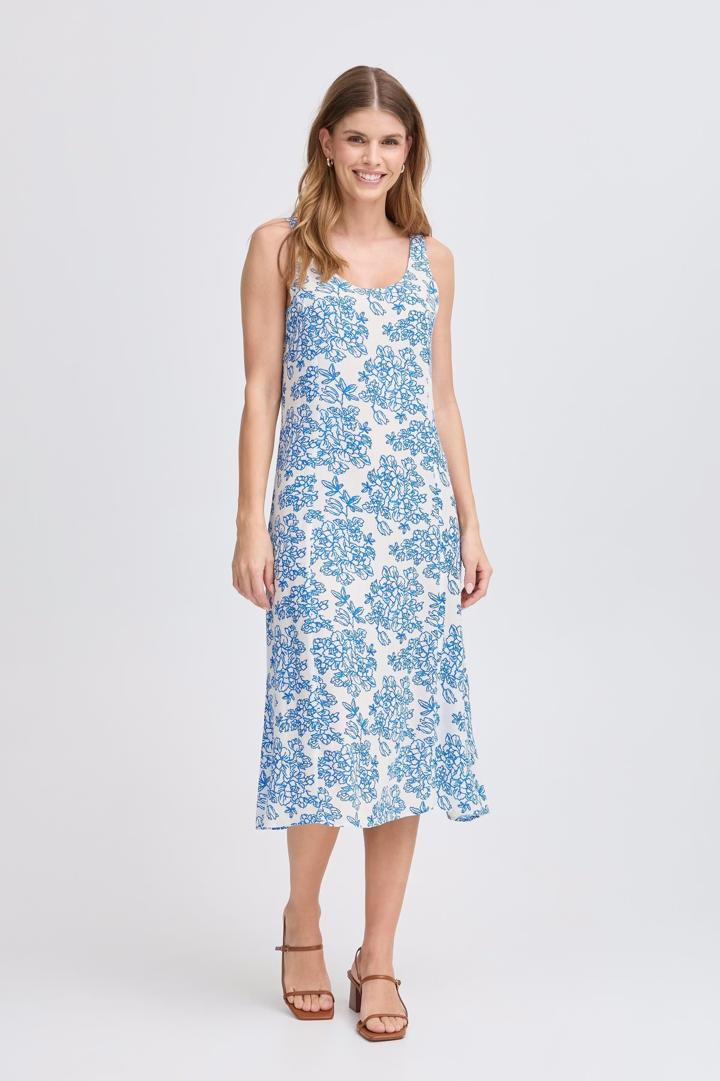 FREASE Dress LOOKBOOK FRONT 20615598-204725