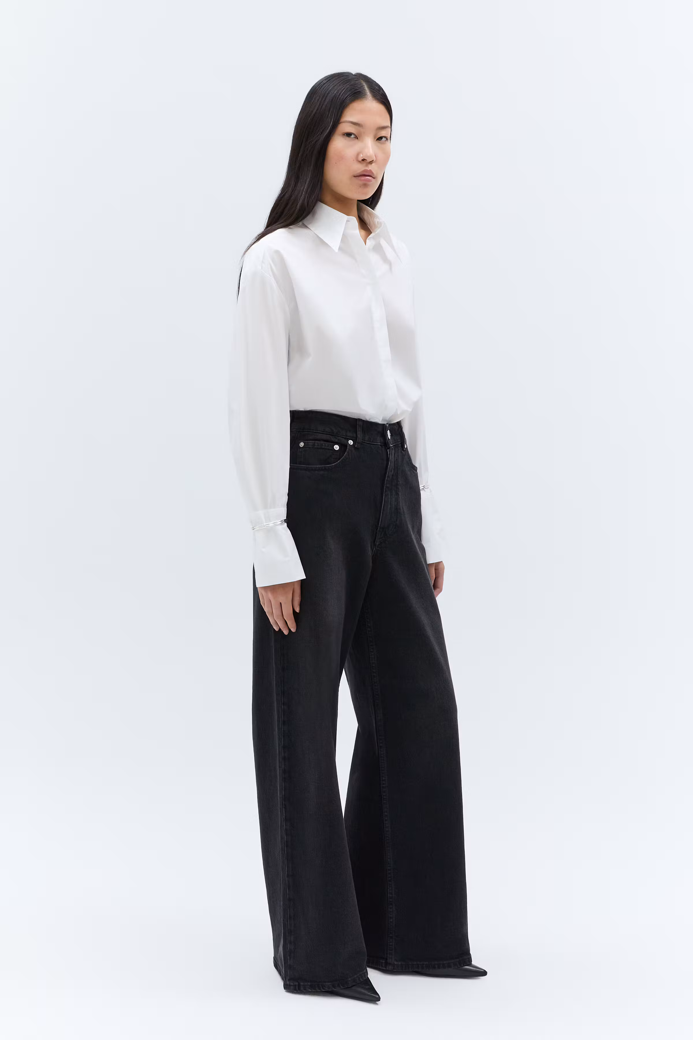 IOPrijanka Jeans LOOKBOOK FRONT 30600160-BK995