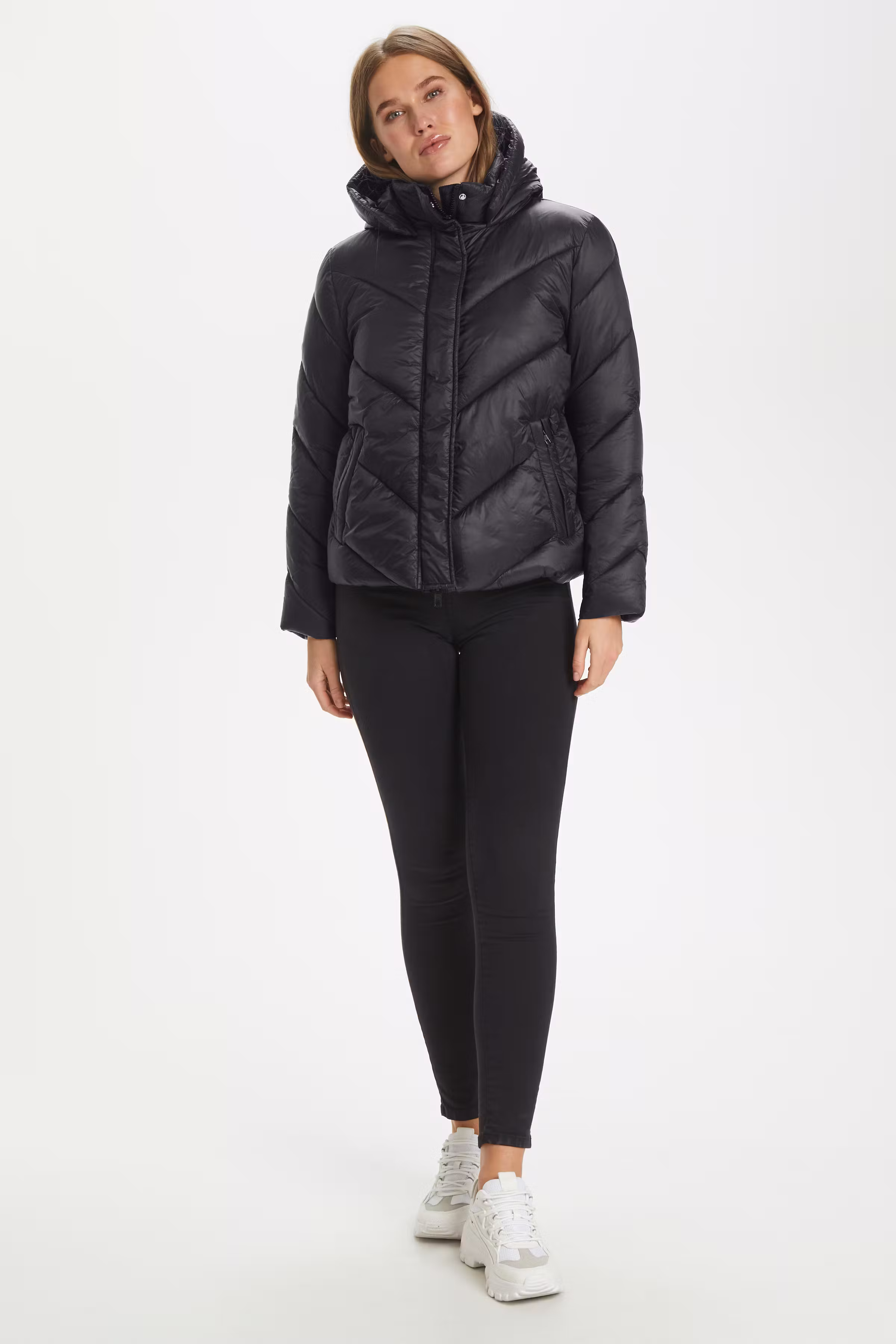 CatjaSZ Oberbekleidung LOOKBOOK FRONT 30510593-193911