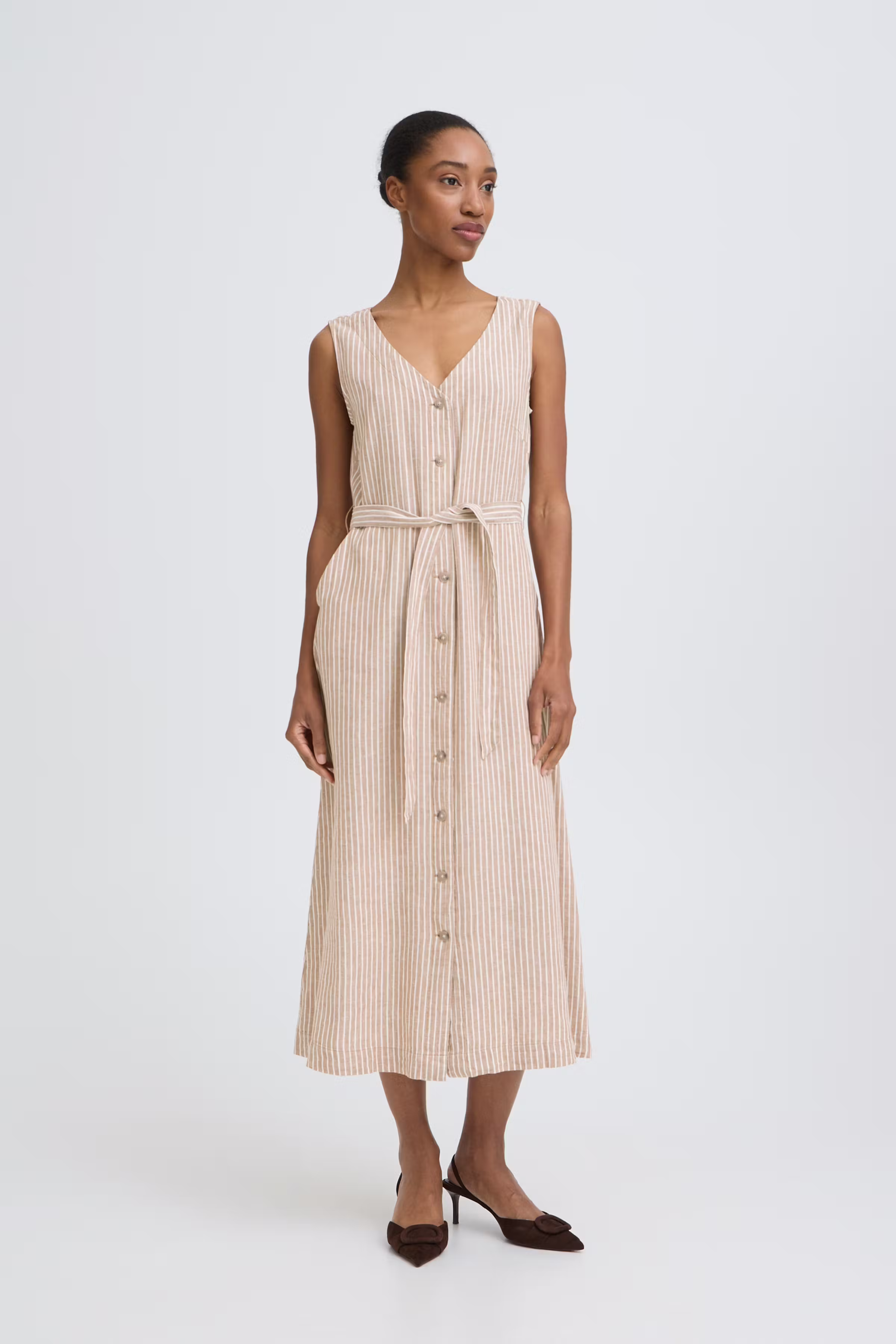 BYFALAKKA Kleid LOOKBOOK FRONT 20818826-900006870