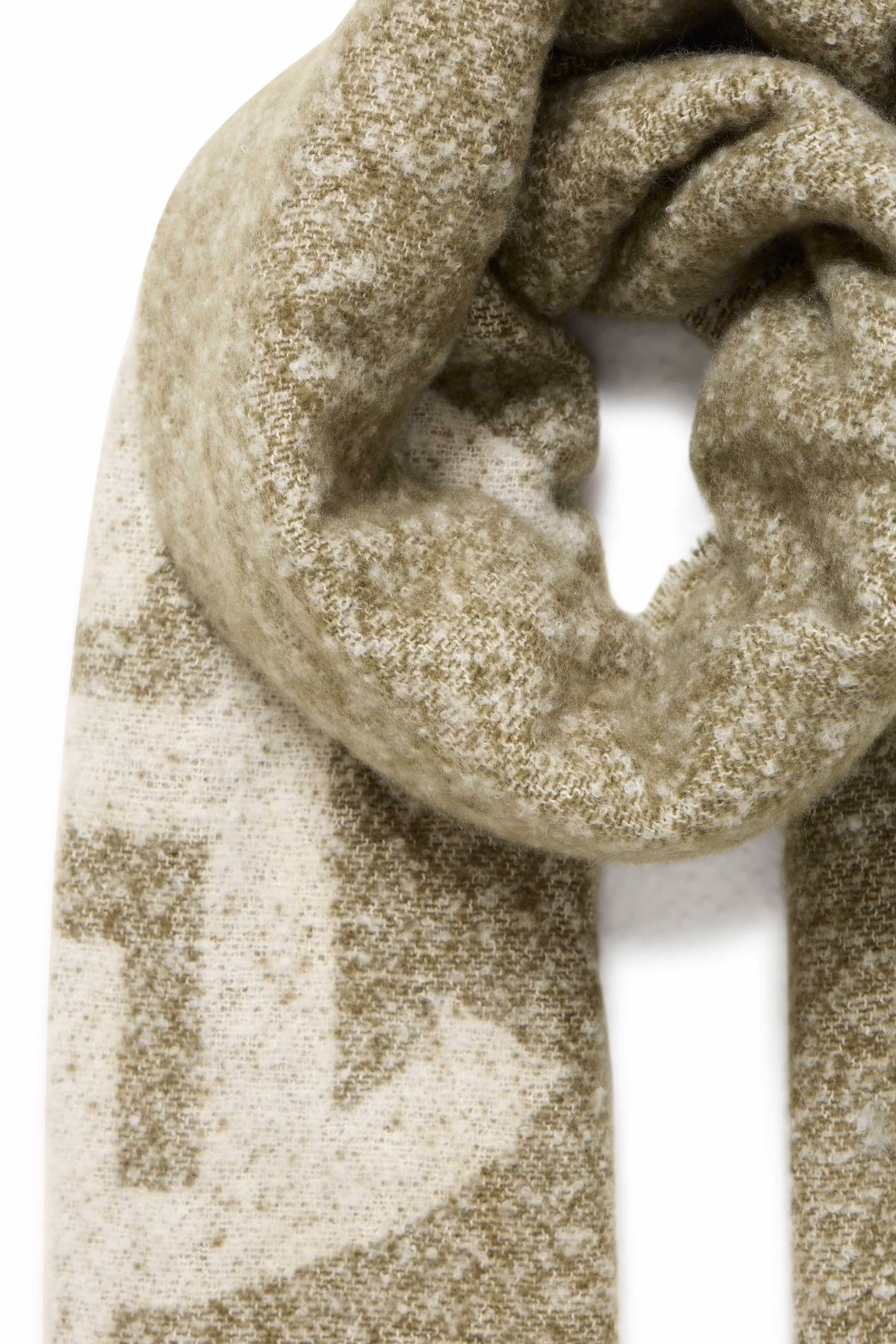 IALEGINA Scarf PACK DETAIL 20119807-190510