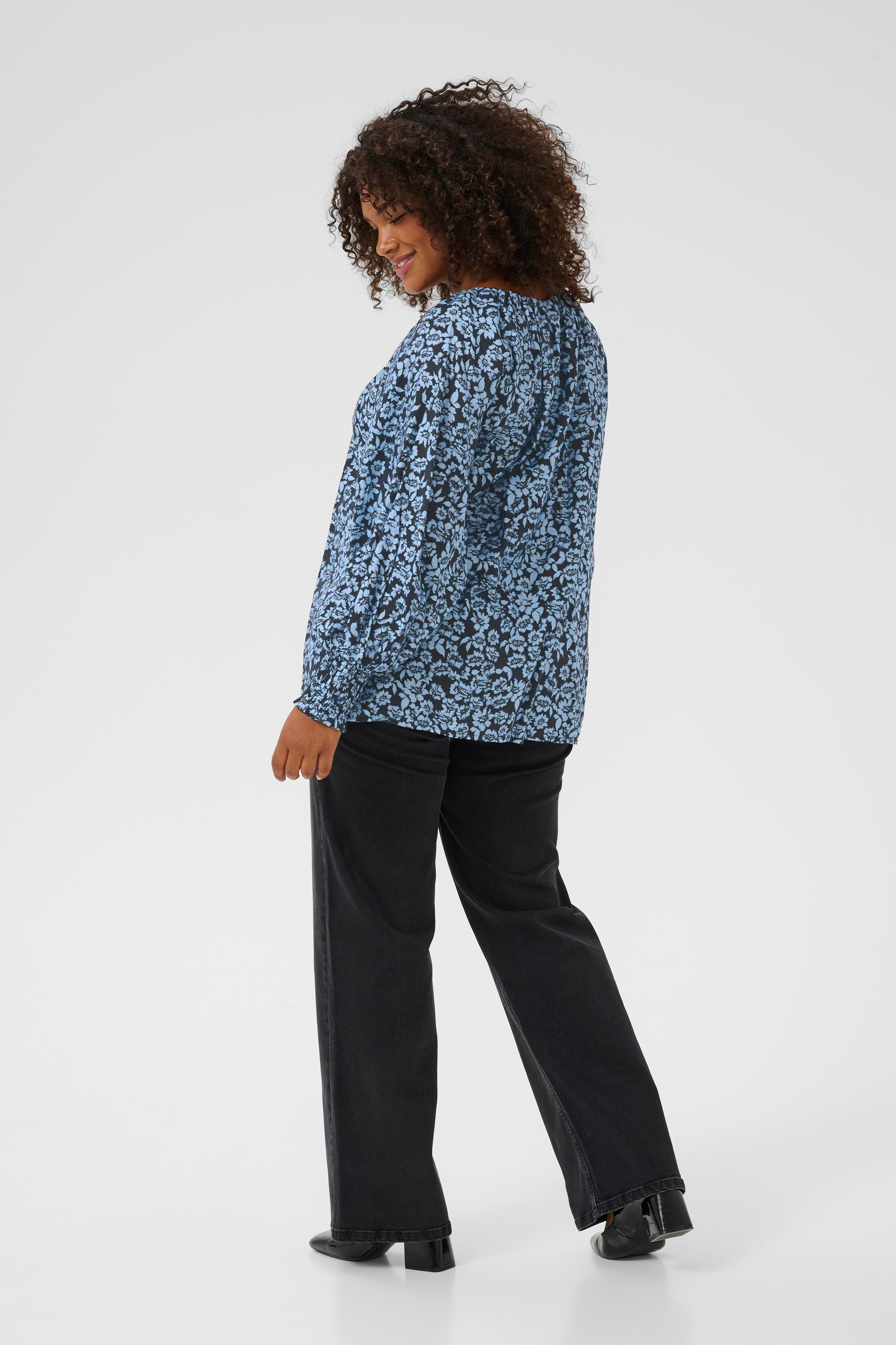 KCamina Blouse LOOKBOOK BACK 10583444-107720