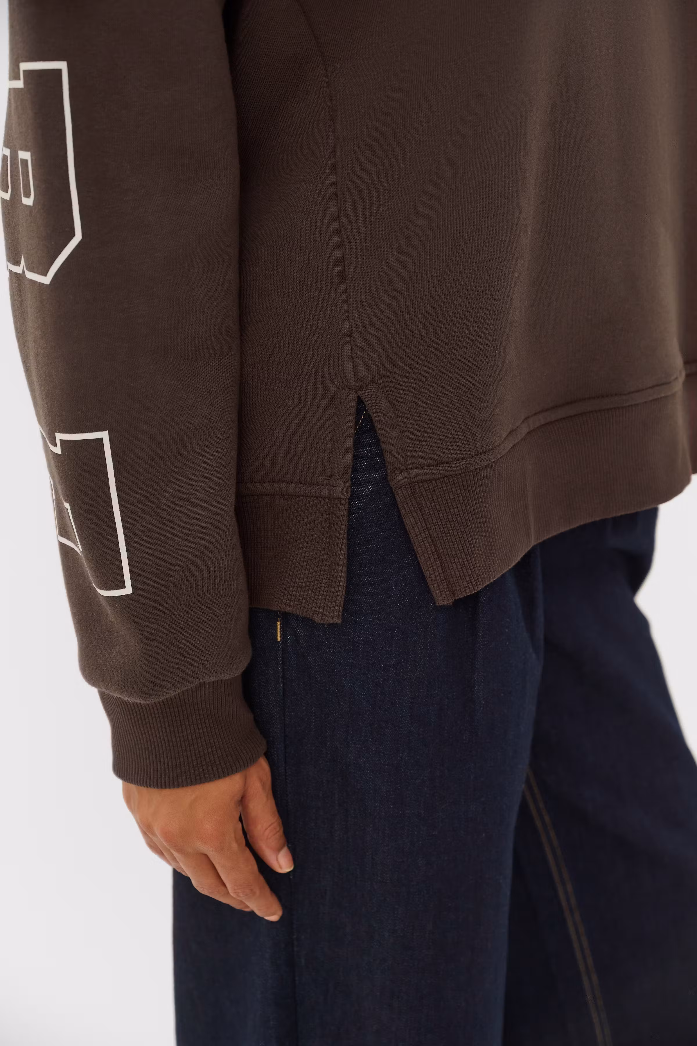 CUangela Sweatshirt LOOKBOOK DETAIL 50112921-190915