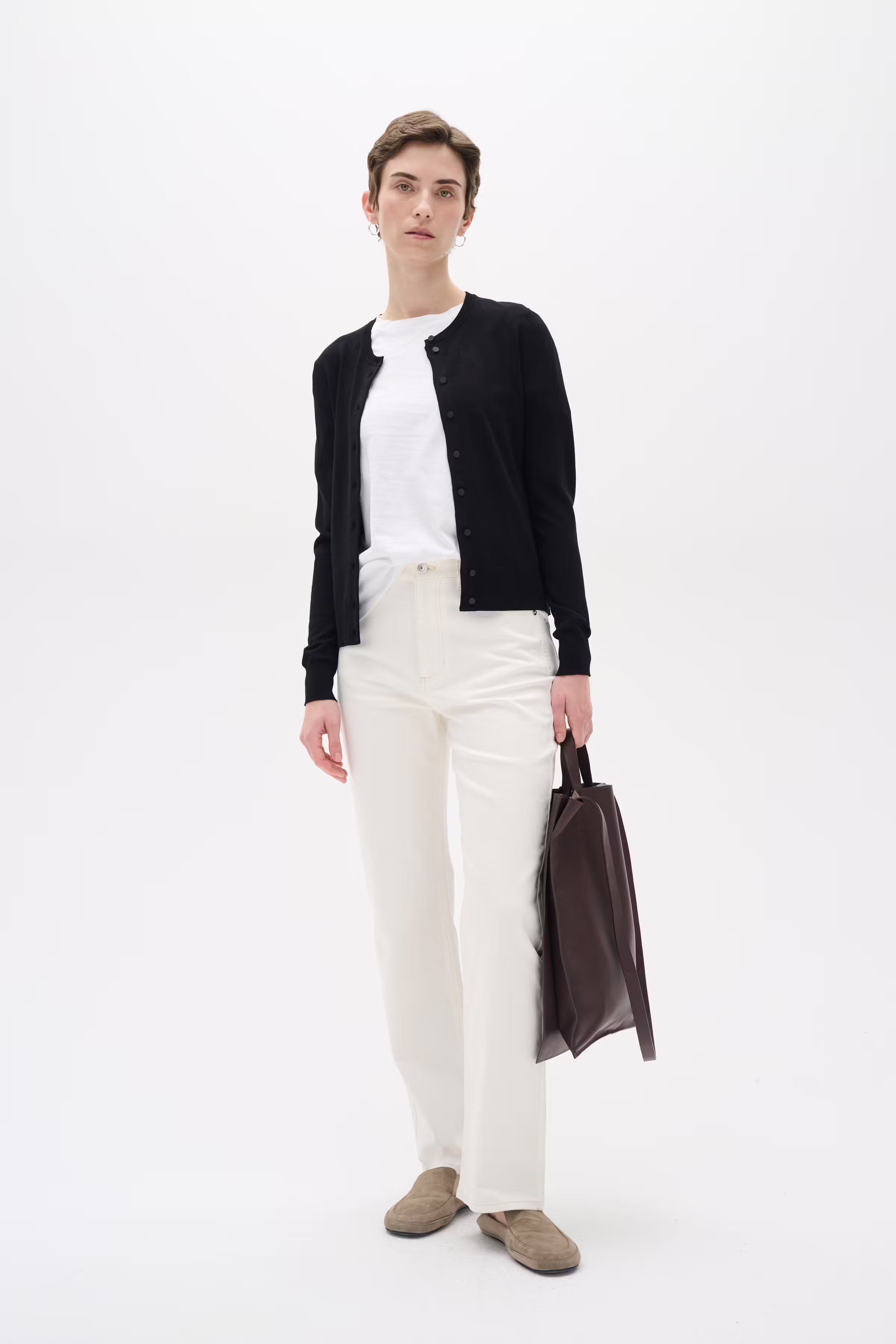 RitaIW Cardigan LOOKBOOK FRONT 30100784-10050