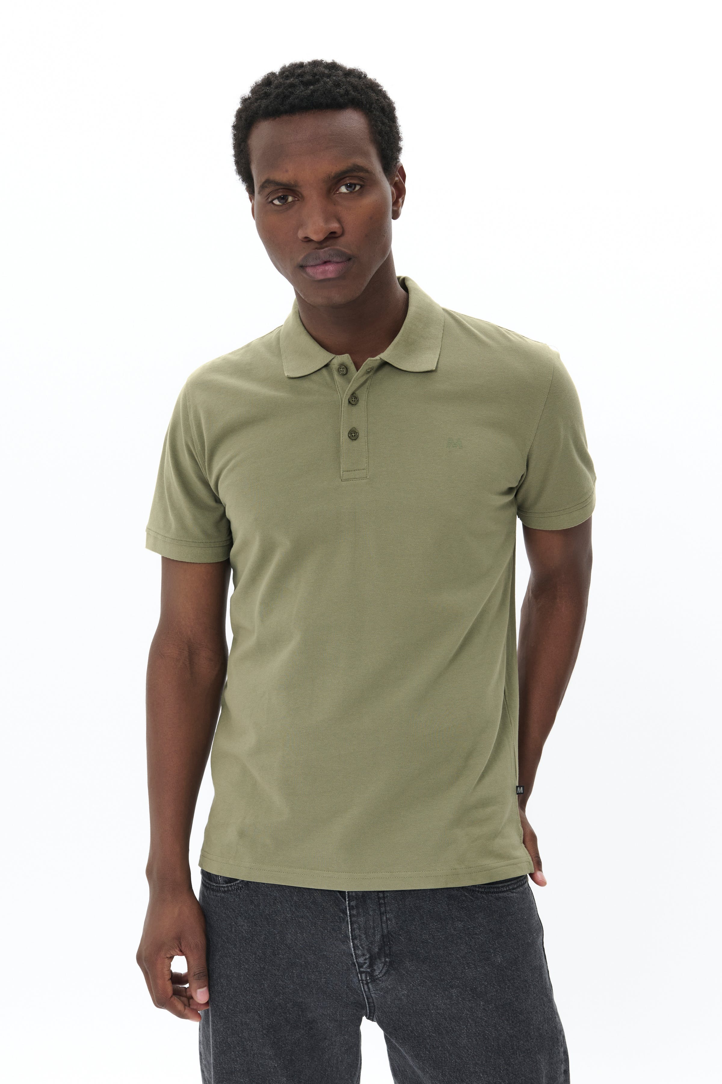 MApoleo Poloshirt LOOKBOOK FRONT 30206461-180312