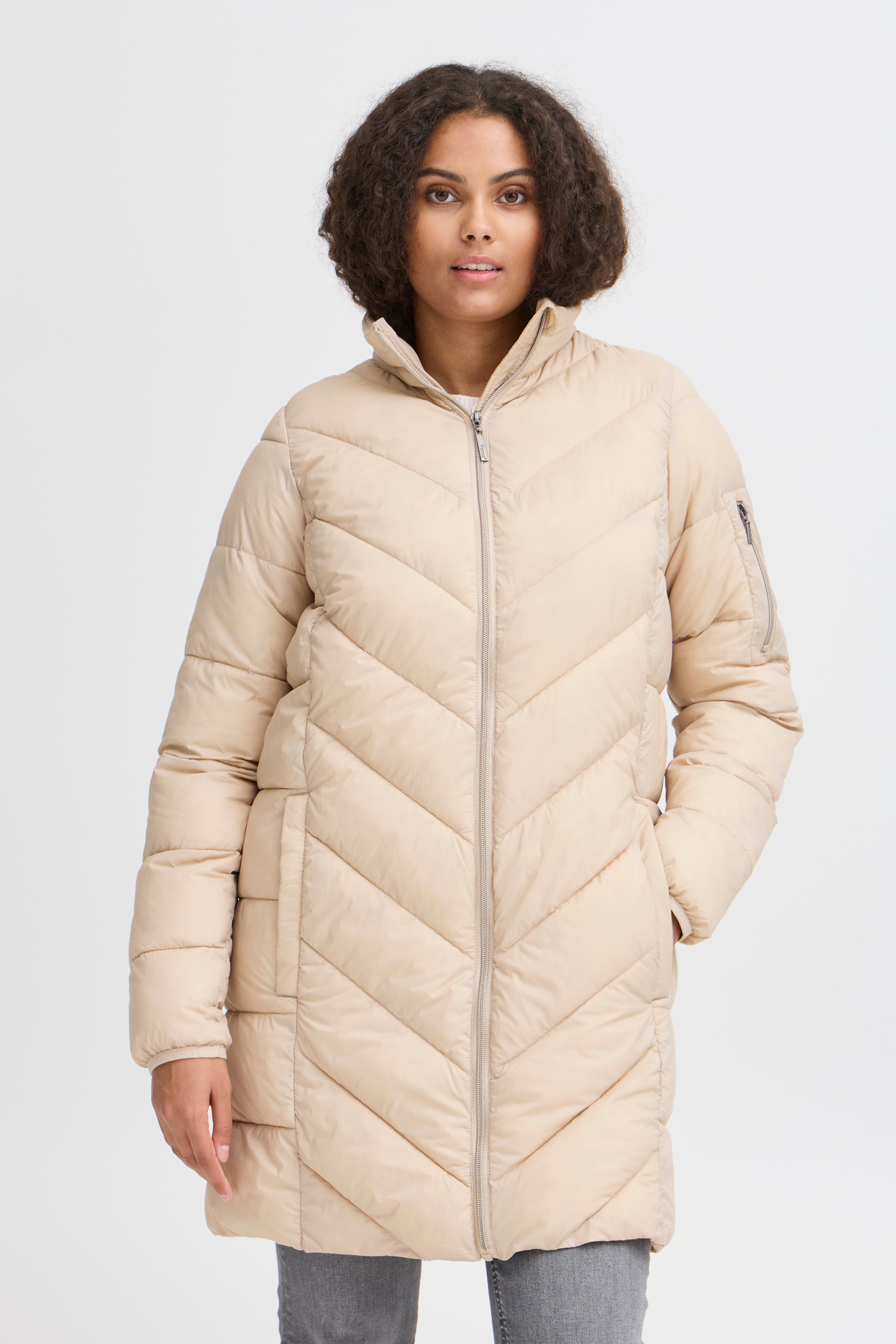  FRBAPADDING Jas LOOKBOOK FRONT 20615217-151306